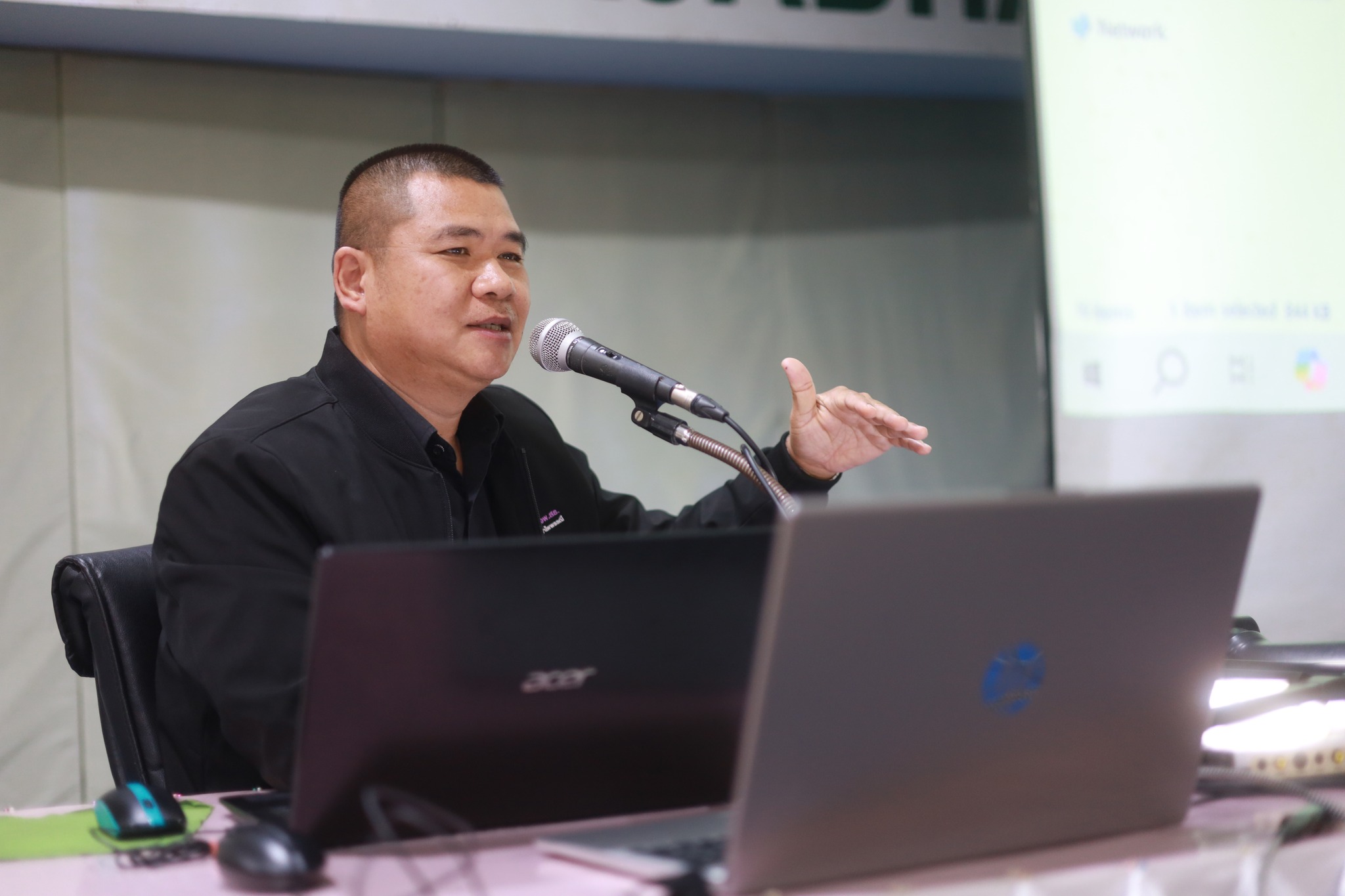 ศูนย์ประสานงาน อพ.สธ.-มร.รพ. จัดประชุมกลุ่มสมาชิกฐานทรัพยากรท้องถิ่นหลักสูตร การบริหารและการจัดการ งานที่ 1 งานที่ 2 และงานที่ 3 ครั้งที่ 1/2569