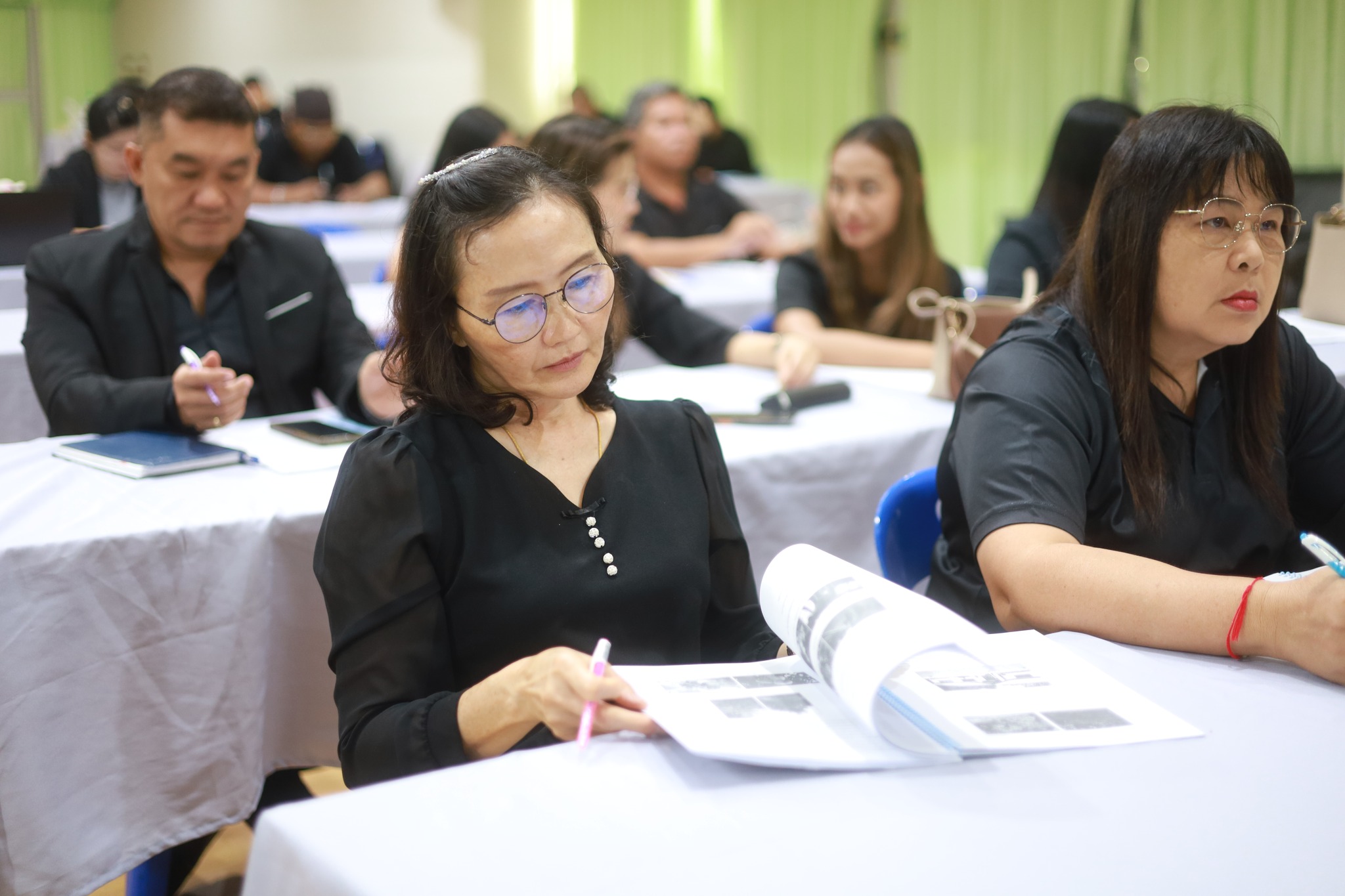 ศูนย์ประสานงาน อพ.สธ.-มร.รพ. จัดประชุมกลุ่มสมาชิกฐานทรัพยากรท้องถิ่นหลักสูตร การบริหารและการจัดการ งานที่ 1 งานที่ 2 และงานที่ 3 ครั้งที่ 1/2569