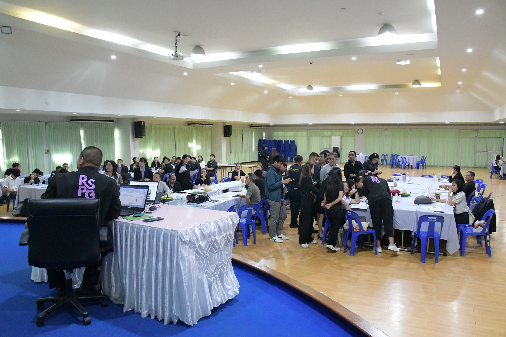 ศูนย์ประสานงาน อพ.สธ.-มร.รพ. จัดประชุมกลุ่มสมาชิกฐานทรัพยากรท้องถิ่นหลักสูตร การบริหารและการจัดการ งานที่ 1 งานที่ 2 และงานที่ 3 ครั้งที่ 1/2569