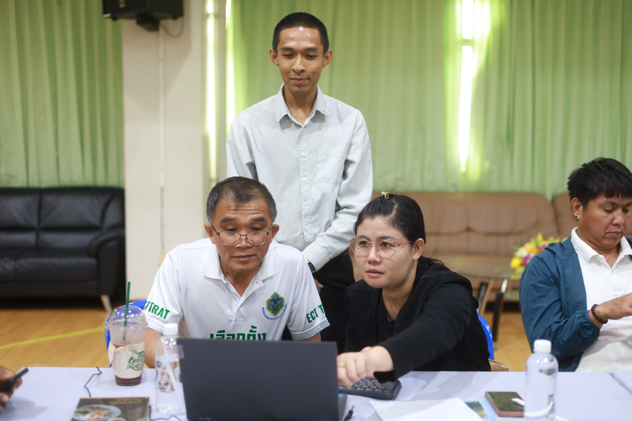 ศูนย์ประสานงาน อพ.สธ.-มร.รพ. จัดพิธีปิดและมอบเกียรติบัตร การประชุมกลุ่มสมาชิกฐานทรัพยากรท้องถิ่น หลักสูตร การบริหารและการจัดการ งานที่ 1 งานที่ 2 และงานที่ 3 ครั้งที่ 1/2569