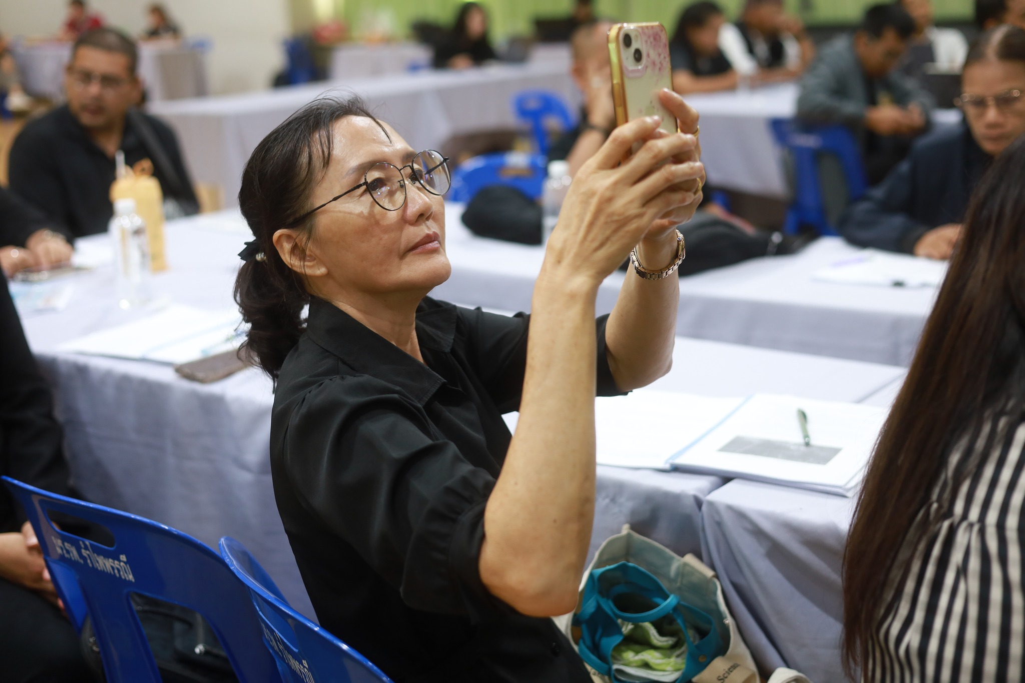 ศูนย์ประสานงาน อพ.สธ.-มร.รพ. จัดพิธีปิดและมอบเกียรติบัตร การประชุมกลุ่มสมาชิกฐานทรัพยากรท้องถิ่น หลักสูตร การบริหารและการจัดการ งานที่ 1 งานที่ 2 และงานที่ 3 ครั้งที่ 1/2569