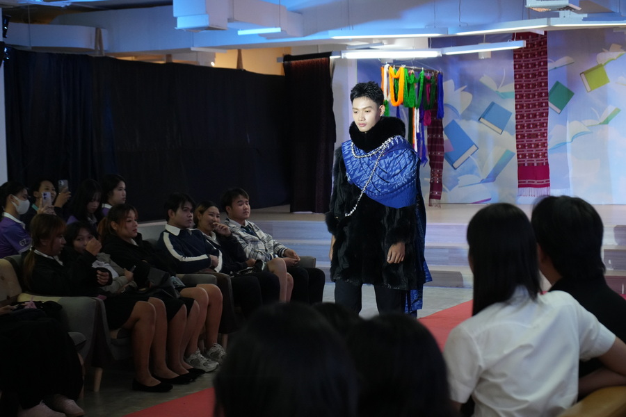 มรภ.รำไพพรรณี สืบสานชุดไทยพระราชนิยม ชู Soft Power สู่สากล