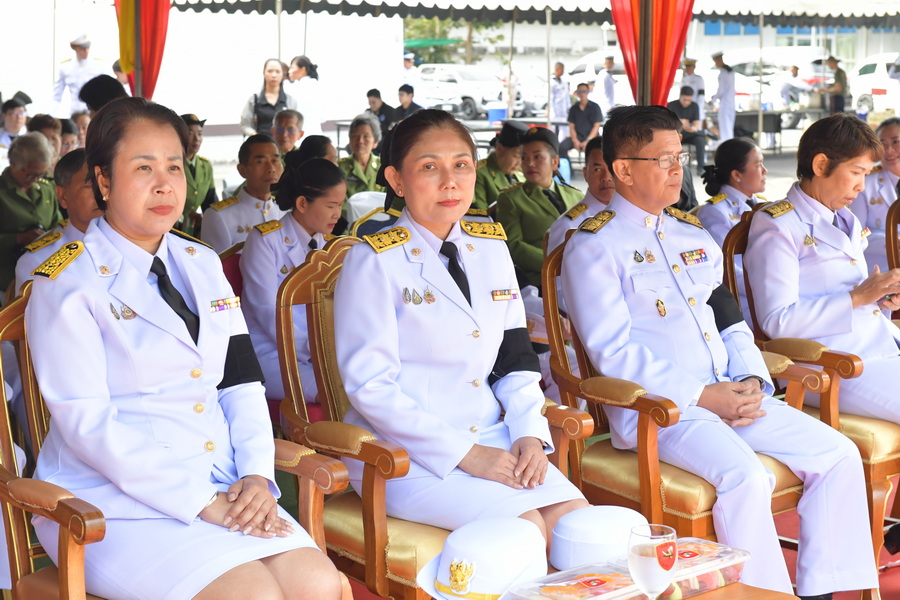 วางพานพุ่มถวายราชสดุดี "สมเด็จพระเจ้าตากสินมหาราช" เนื่องในวันคล้ายวันปราบดาภิเษก 2568