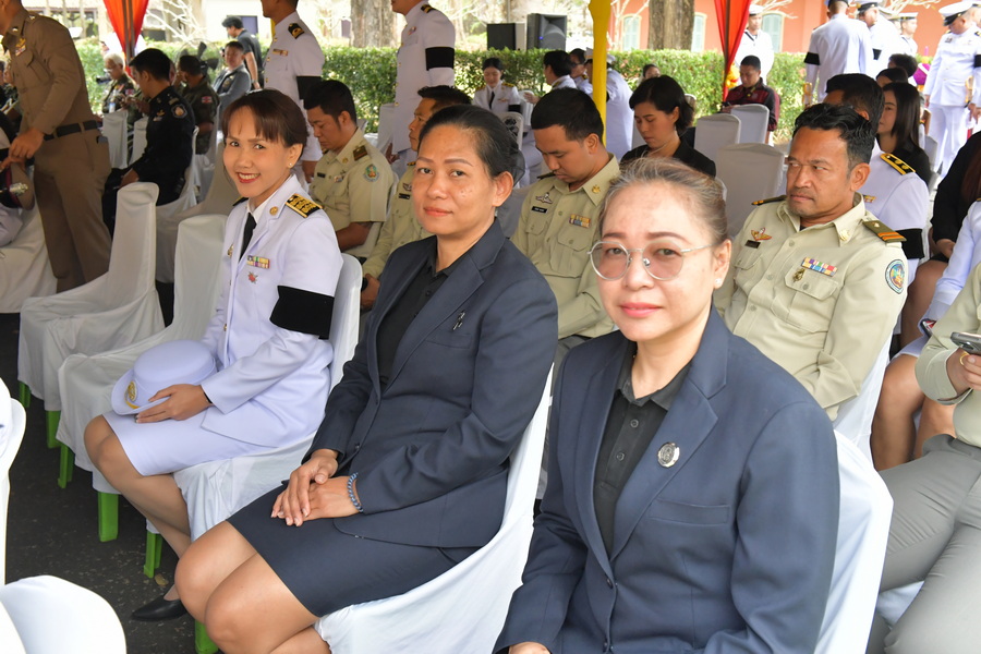 วางพานพุ่มถวายราชสดุดี "สมเด็จพระเจ้าตากสินมหาราช" เนื่องในวันคล้ายวันปราบดาภิเษก 2568