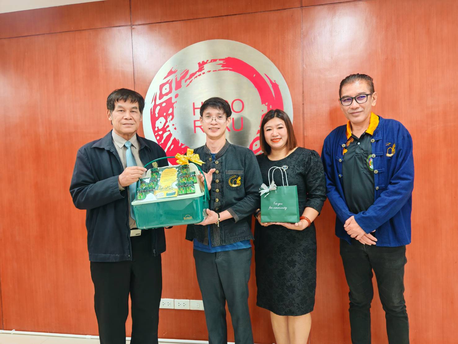 หลักสูตรศิลปศาสตรมหาบัณฑิต สาขาวิชาภาษาและวรรณกรรมไทย จัดสอบเค้าโครงวิทยานิพนธ์