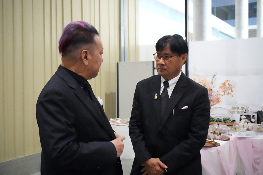 ร่วมกิจกรรมคณะกรรมการเทิดพระเกียรติสมเด็จพระนางเจ้ารำไพพรรณี ครบ 100 ปี ณ รัฐสภา