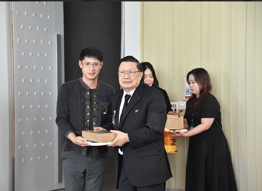 ผศ.ดร.พรโชค พิชญ อู๋สมบูรณ์ ร่วมเป็นวิทยากรเสวนาเทิดพระเกียรติสมเด็จพระนางเจ้ารำไพพรรณีฯ ณ อาคารรัฐสภา