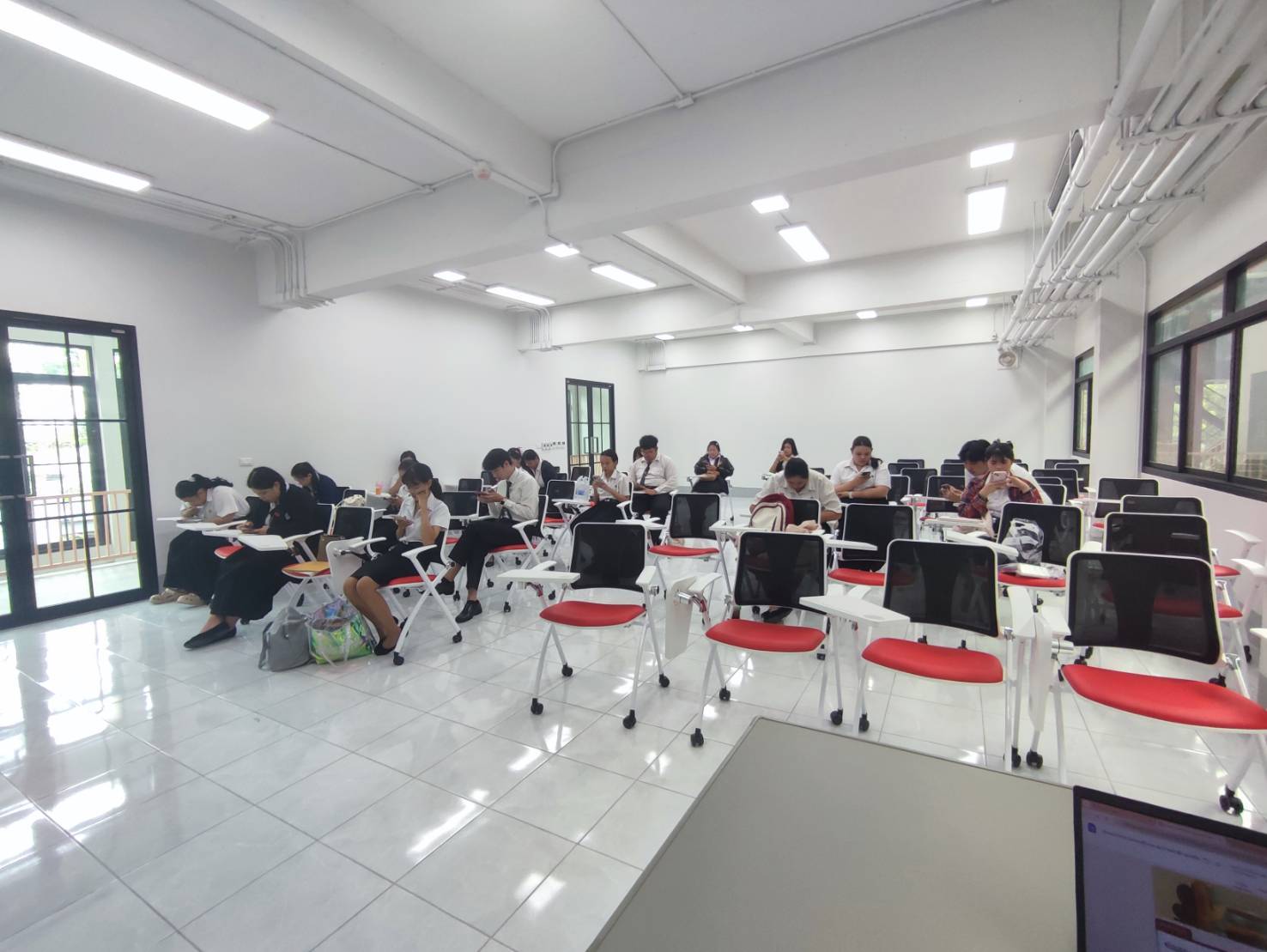 สาขาวิชาภาษาไทย คณะมนุษยศาสตร์ฯ จัดสอบประมวลความรู้ (Comprehensive Exam) ประจำปีการศึกษา 2568
