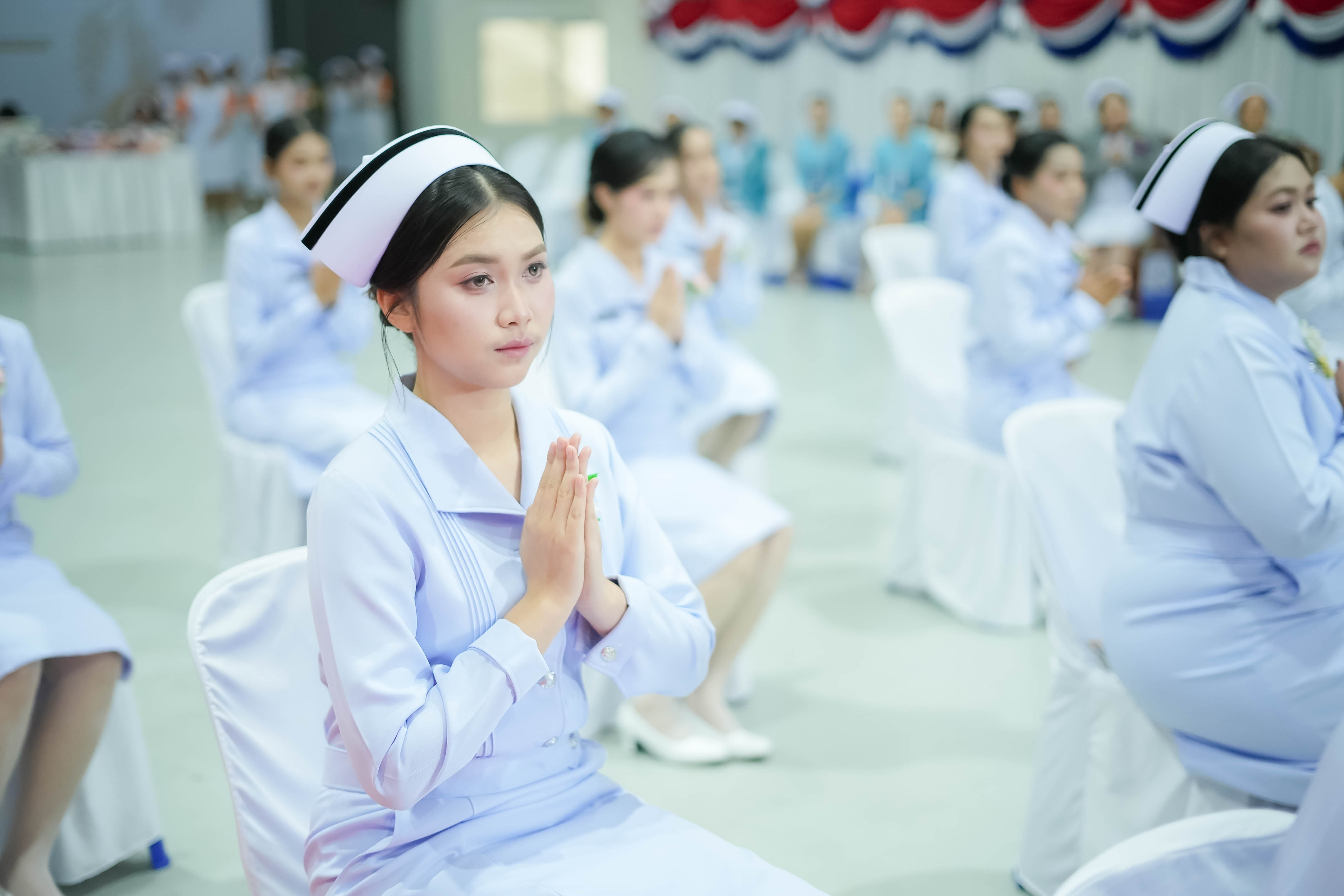 พิธีสำเร็จการศึกษาของนักศึกษาพยาบาลศาสตรบัณฑิต รุ่นที่ 4 และหลักสูตรผู้ช่วยพยาบาล รุ่น 2