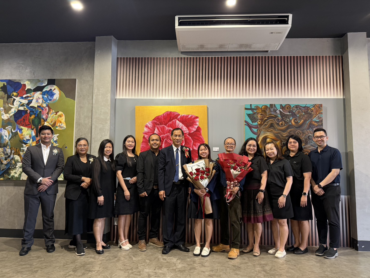 คณะมนุษยศาสตร์ฯ มรภ.รำไพพรรณี ร่วมกับศิลปินจีน เปิดนิทรรศการ “เสน่ห์เจิดจรัส” กระชับความสัมพันธ์ไทย-จีน ผ่านงานศิลปะ