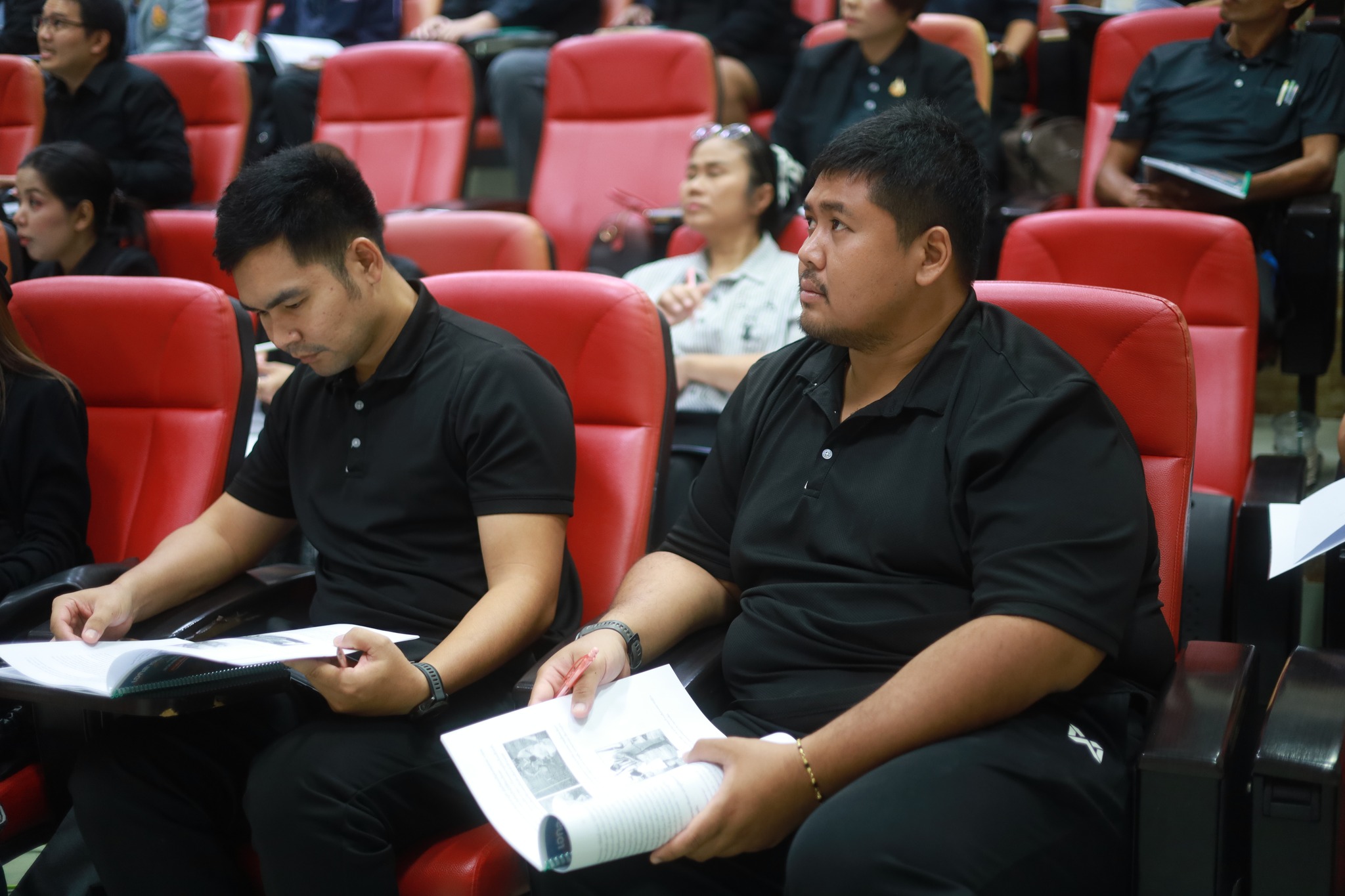 ศูนย์ประสานงาน อพ.สธ.-มร.รพ. จัดประชุมกลุ่มสมาชิกสวนพฤกษศาสตร์โรงเรียน หลักสูตร การบริหารและการจัดการองค์ประกอบที่ 1 และองค์ประกอบที่ 2 ครั้งที่ 1/2569