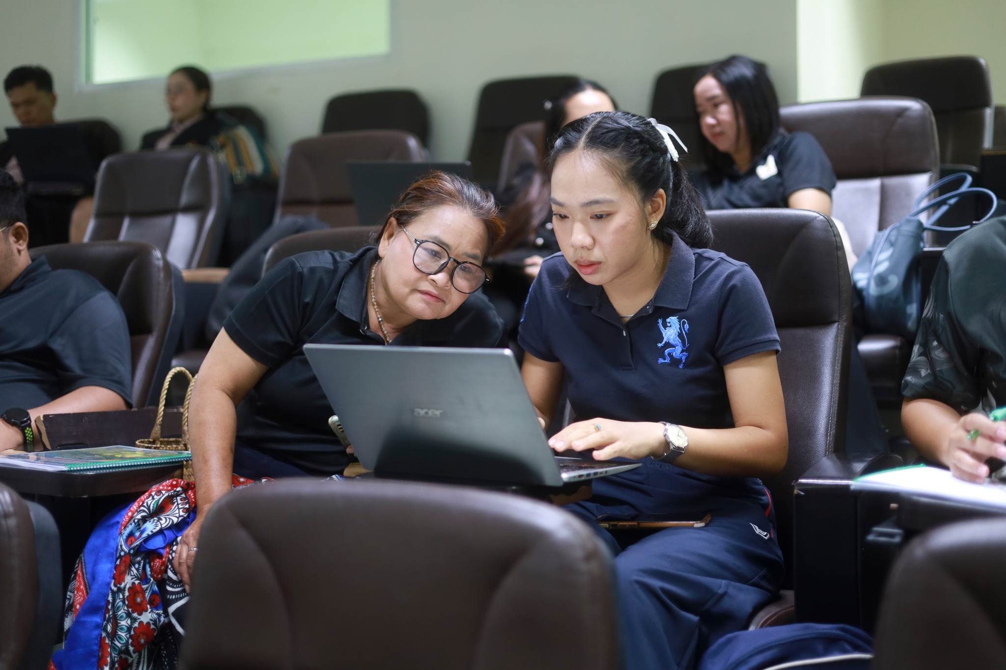 ศูนย์ประสานงาน อพ.สธ.-มร.รพ. จัดประชุมกลุ่มสมาชิกสวนพฤกษศาสตร์โรงเรียน หลักสูตร การบริหารและการจัดการองค์ประกอบที่ 1 และองค์ประกอบที่ 2 ครั้งที่ 1/2569