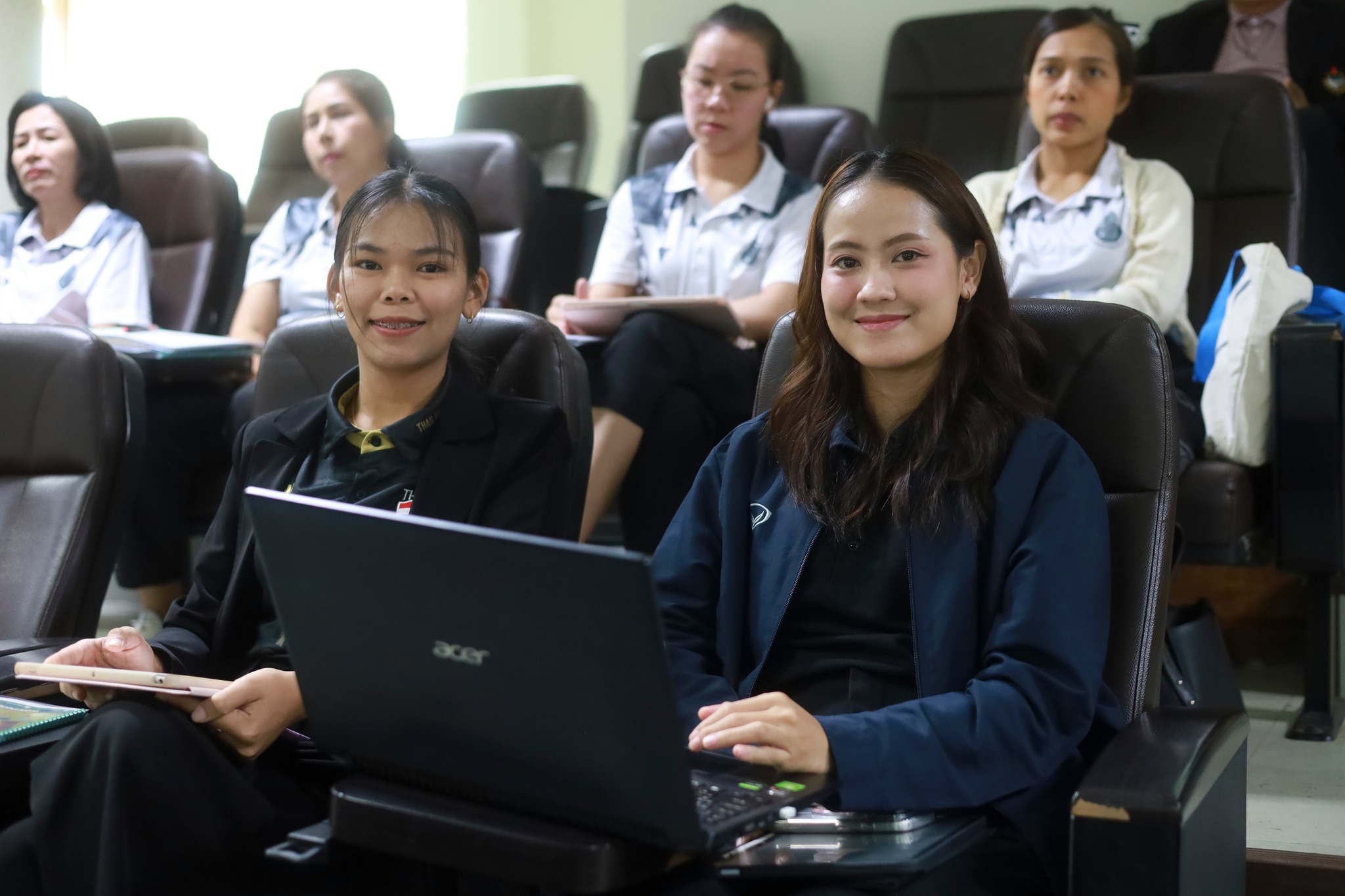 ศูนย์ประสานงาน อพ.สธ.-มร.รพ. จัดประชุมกลุ่มสมาชิกสวนพฤกษศาสตร์โรงเรียน หลักสูตร การบริหารและการจัดการองค์ประกอบที่ 1 และองค์ประกอบที่ 2 ครั้งที่ 1/2569