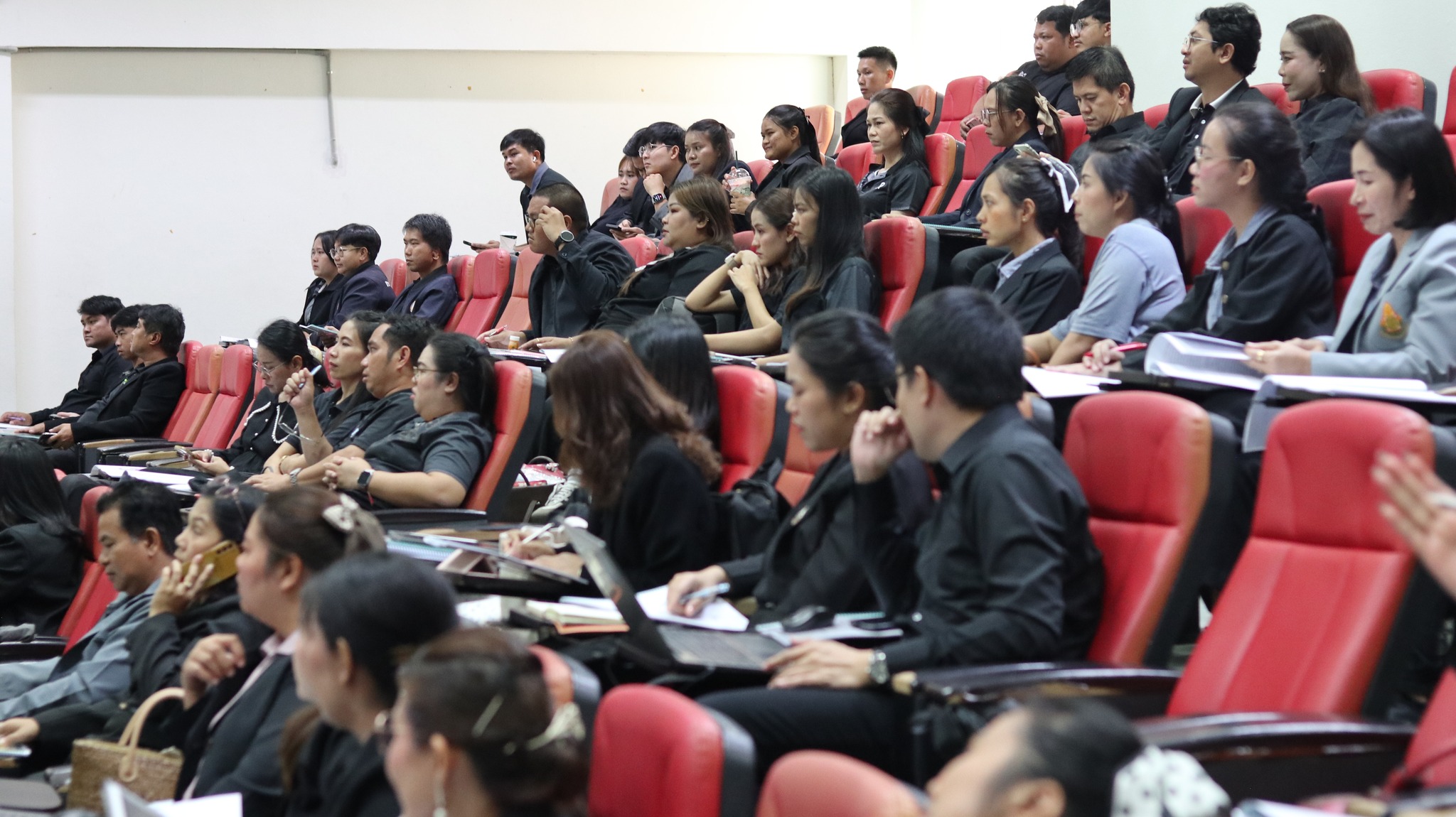 ศูนย์ประสานงาน อพ.สธ.-มร.รพ. จัดประชุมกลุ่มสมาชิกสวนพฤกษศาสตร์โรงเรียน หลักสูตร การบริหารและการจัดการองค์ประกอบที่ 1 และองค์ประกอบที่ 2 ครั้งที่ 1/2569