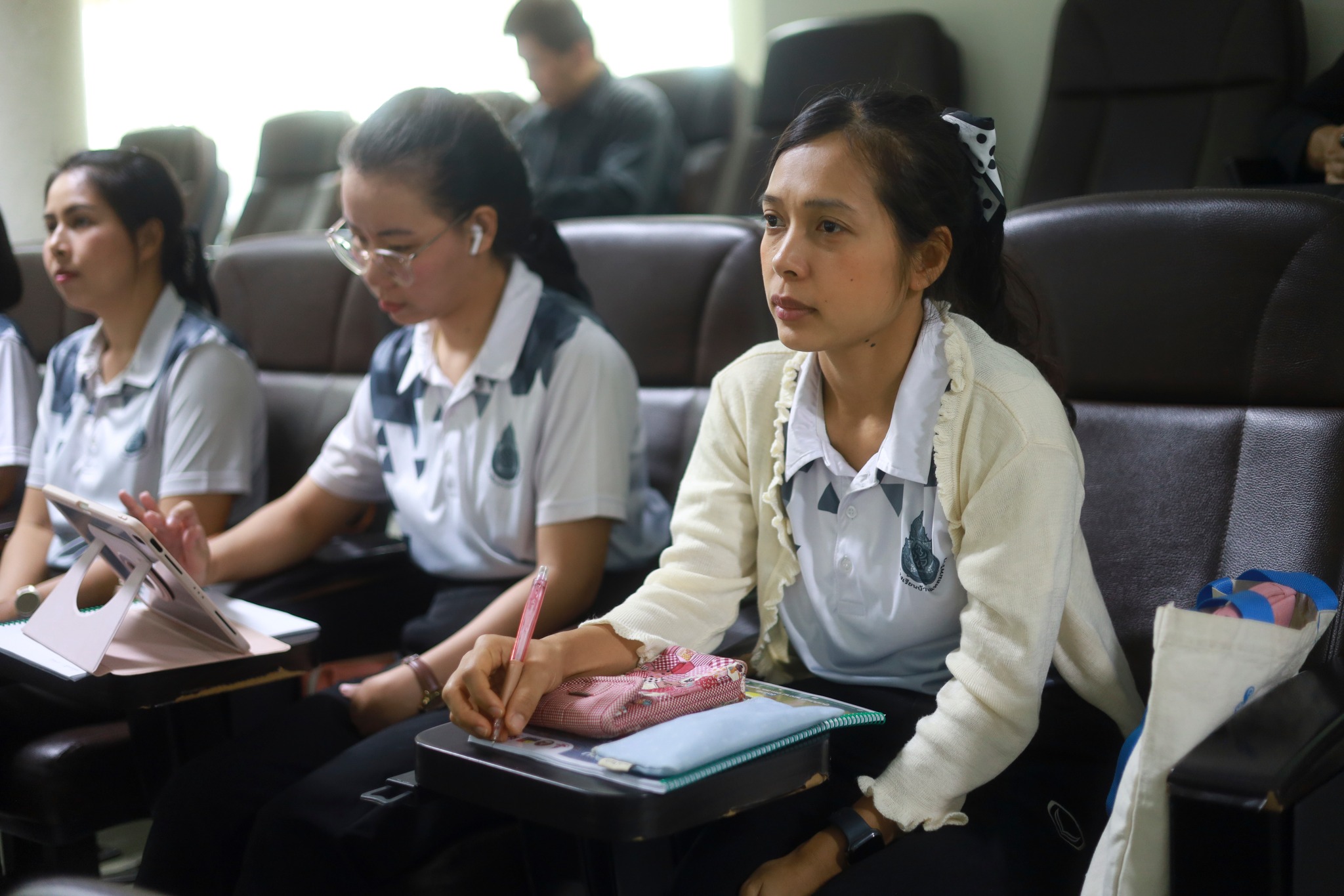 ศูนย์ประสานงาน อพ.สธ.-มร.รพ. จัดประชุมกลุ่มสมาชิกสวนพฤกษศาสตร์โรงเรียน หลักสูตร การบริหารและการจัดการองค์ประกอบที่ 1 และองค์ประกอบที่ 2 ครั้งที่ 1/2569