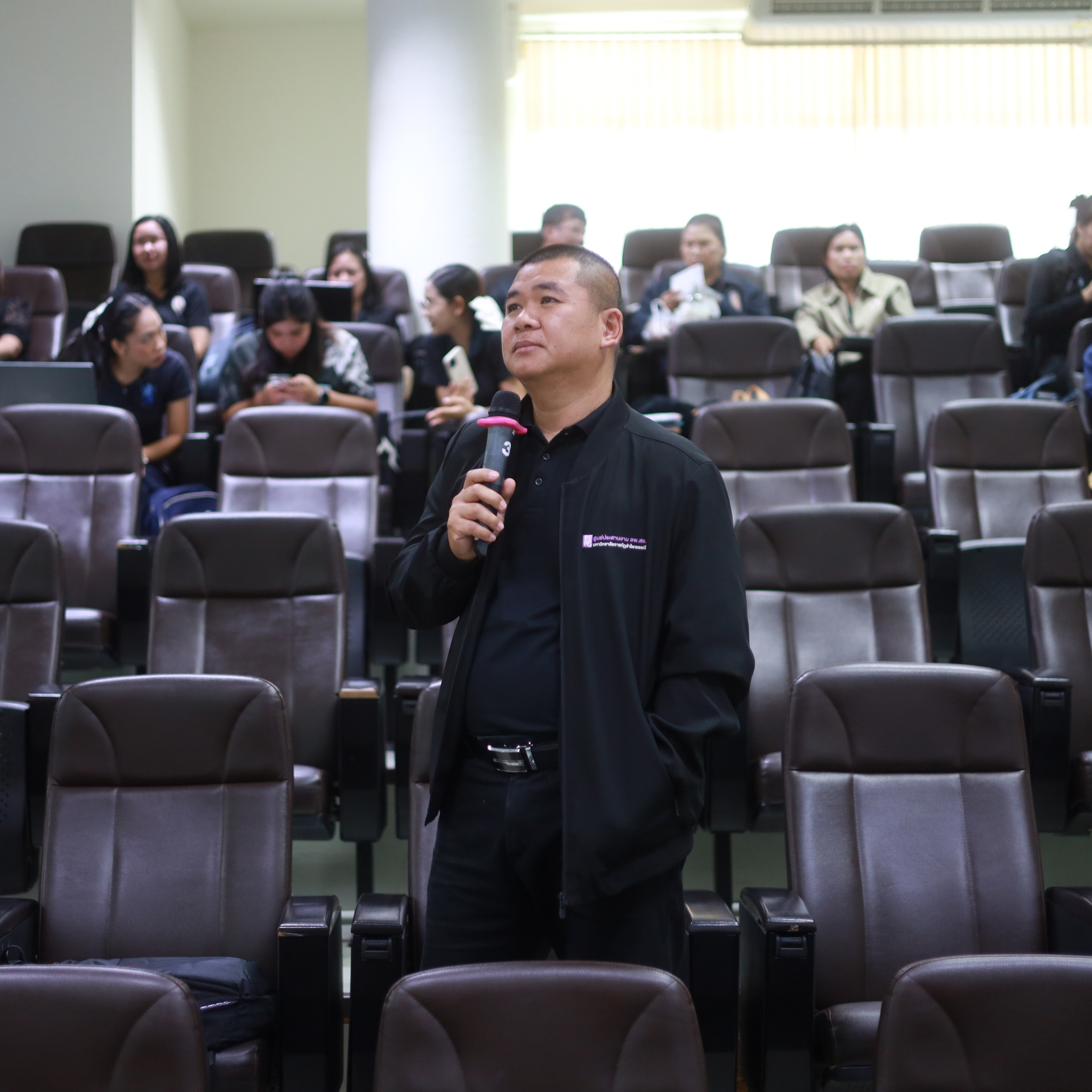 ศูนย์ประสานงาน อพ.สธ.-มร.รพ. จัดประชุมกลุ่มสมาชิกสวนพฤกษศาสตร์โรงเรียน หลักสูตร การบริหารและการจัดการองค์ประกอบที่ 1 และองค์ประกอบที่ 2 ครั้งที่ 1/2569