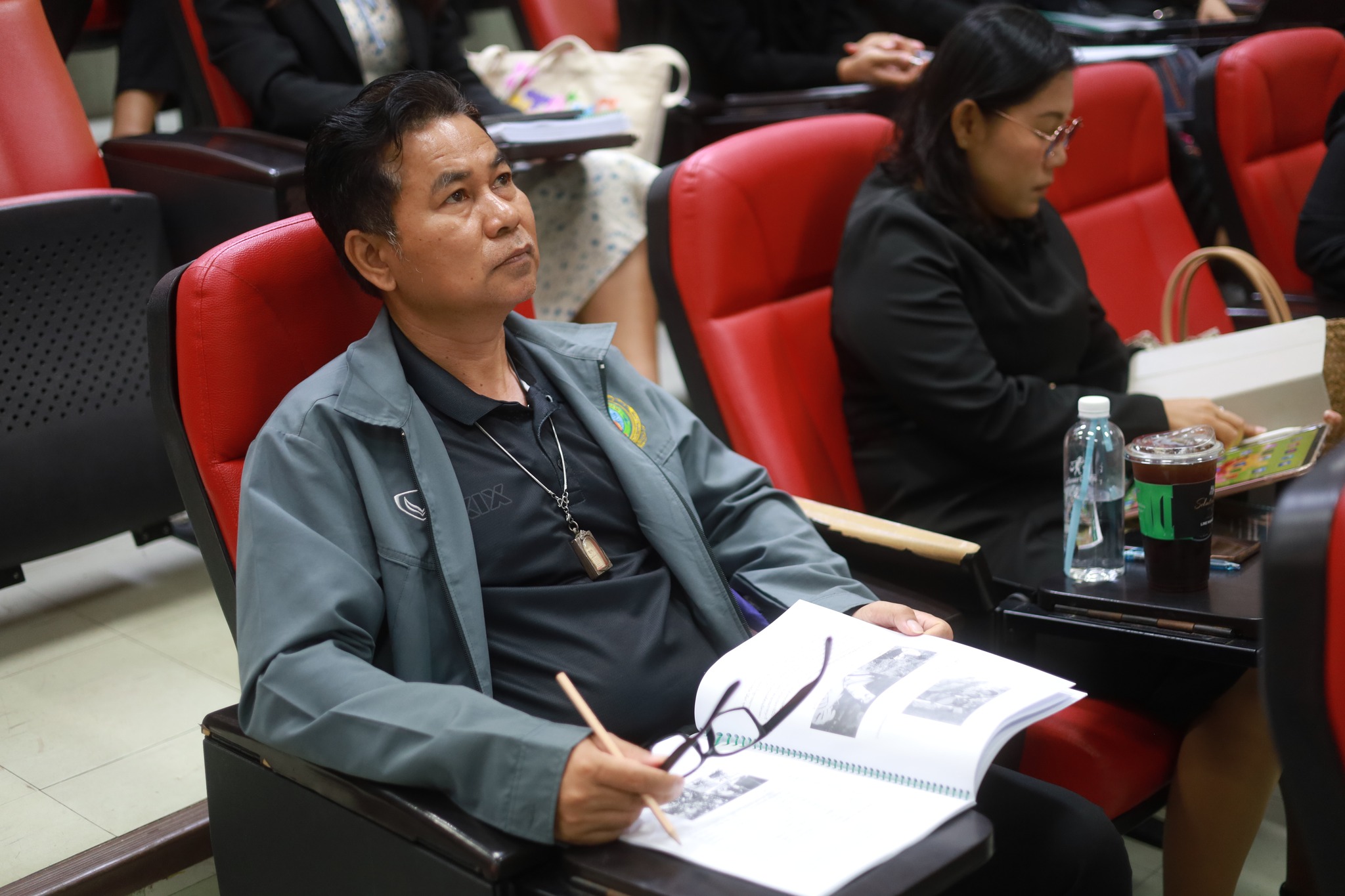 ศูนย์ประสานงาน อพ.สธ.-มร.รพ. จัดประชุมกลุ่มสมาชิกสวนพฤกษศาสตร์โรงเรียน หลักสูตร การบริหารและการจัดการองค์ประกอบที่ 1 และองค์ประกอบที่ 2 ครั้งที่ 1/2569