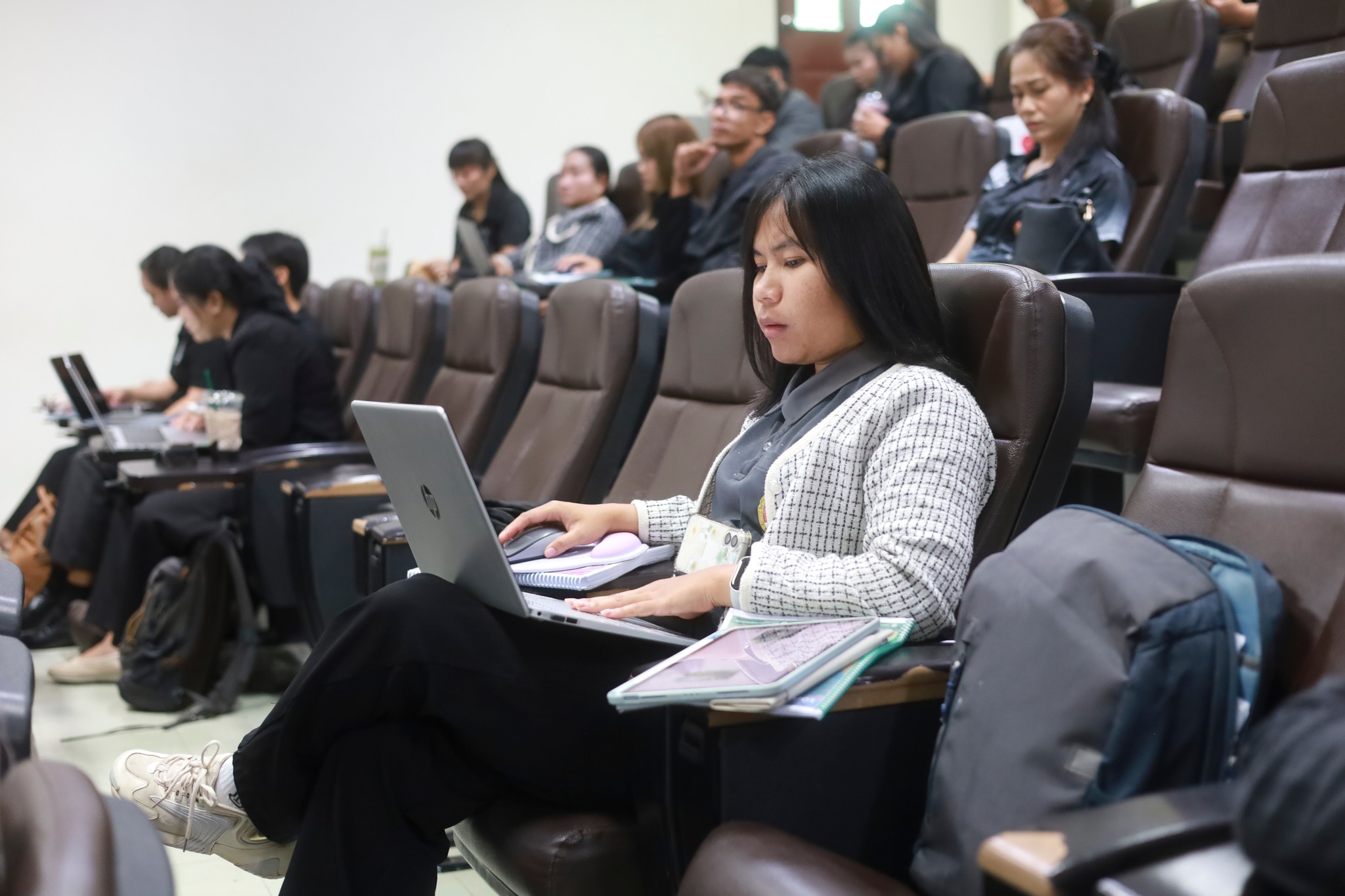 ศูนย์ประสานงาน อพ.สธ.-มร.รพ. จัดประชุมกลุ่มสมาชิกสวนพฤกษศาสตร์โรงเรียน หลักสูตร การบริหารและการจัดการองค์ประกอบที่ 1 และองค์ประกอบที่ 2 ครั้งที่ 1/2569