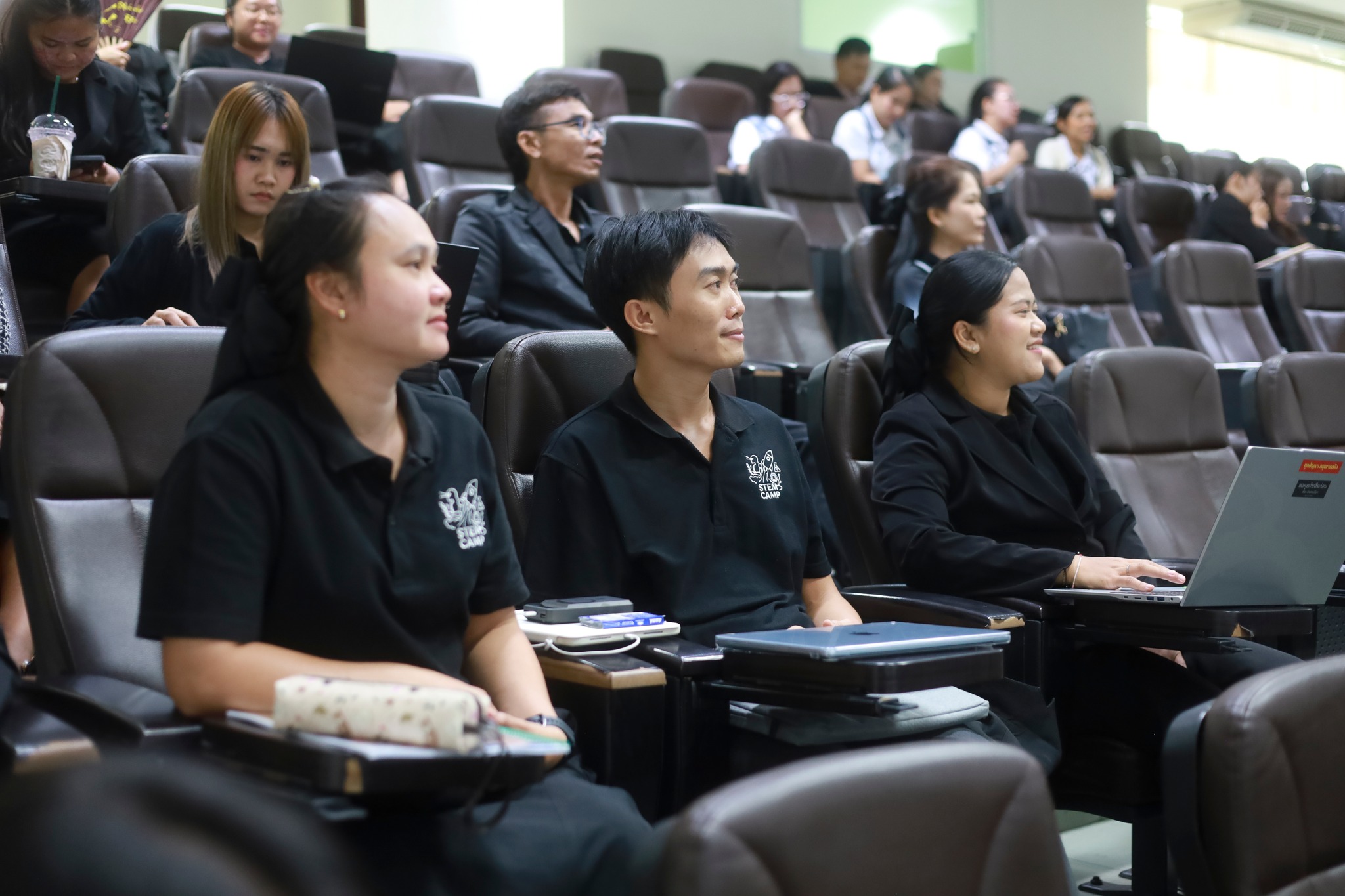 ศูนย์ประสานงาน อพ.สธ.-มร.รพ. จัดประชุมกลุ่มสมาชิกสวนพฤกษศาสตร์โรงเรียน หลักสูตร การบริหารและการจัดการองค์ประกอบที่ 1 และองค์ประกอบที่ 2 ครั้งที่ 1/2569
