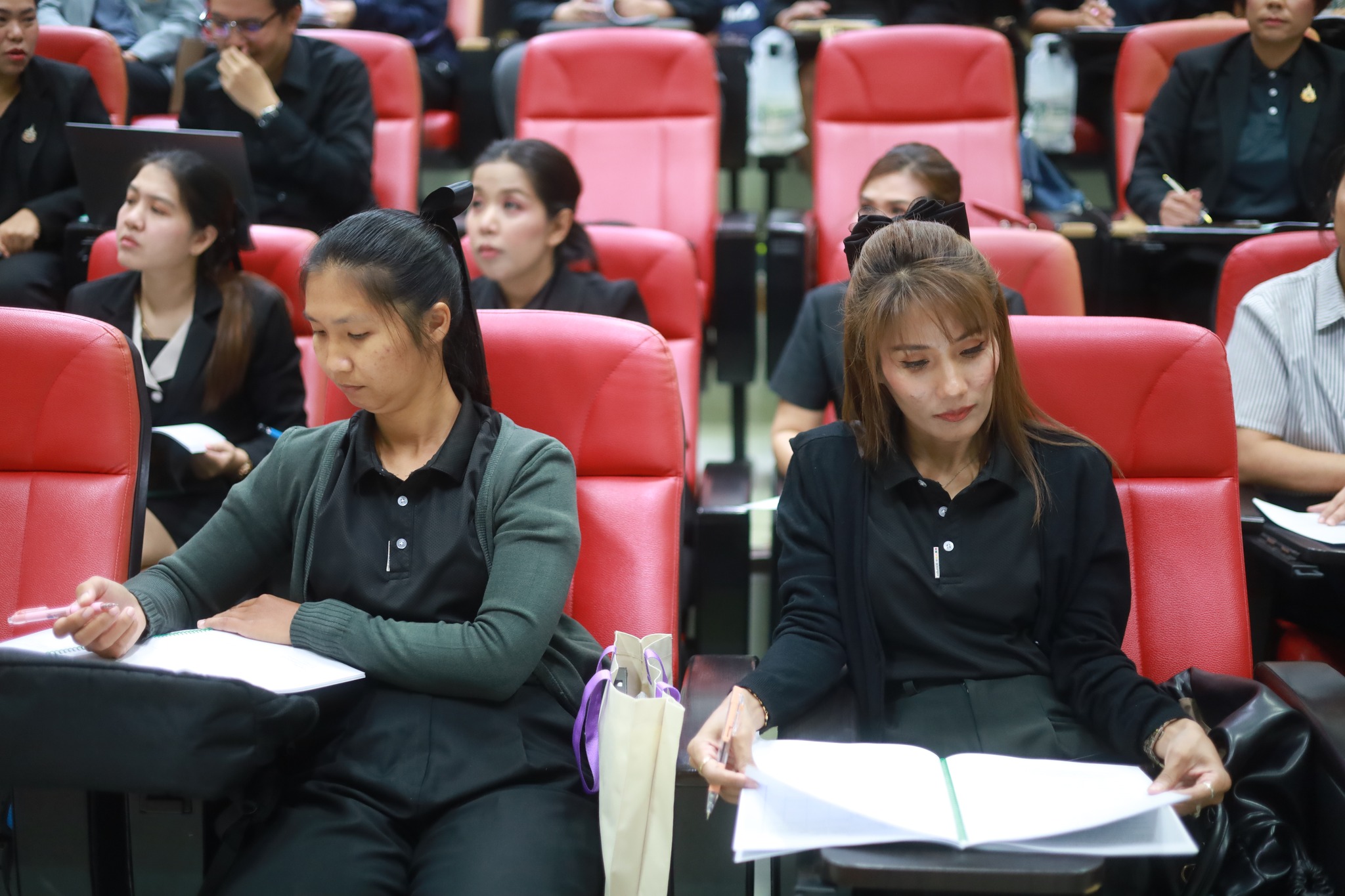 ศูนย์ประสานงาน อพ.สธ.-มร.รพ. จัดประชุมกลุ่มสมาชิกสวนพฤกษศาสตร์โรงเรียน หลักสูตร การบริหารและการจัดการองค์ประกอบที่ 1 และองค์ประกอบที่ 2 ครั้งที่ 1/2569