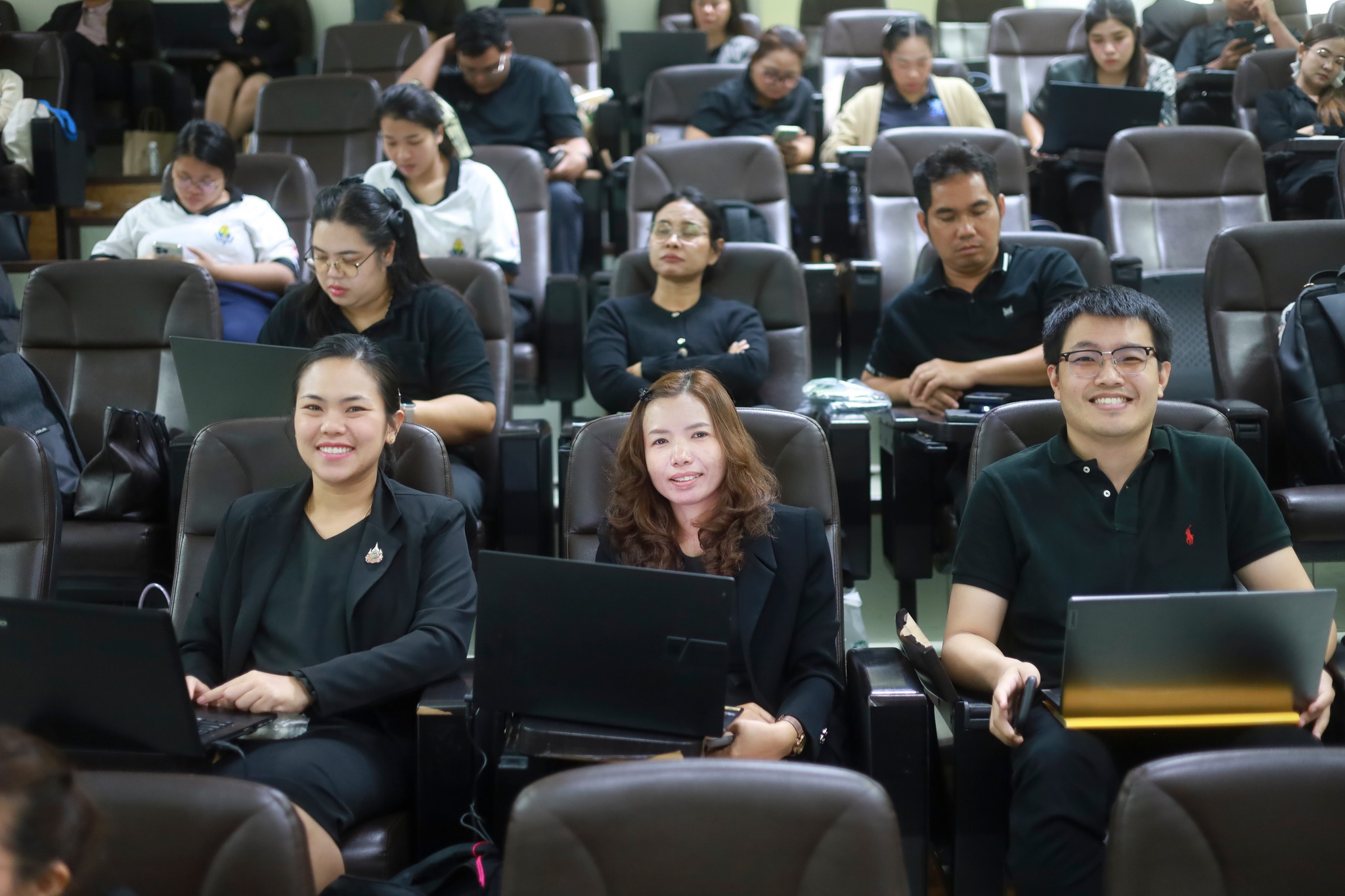 ศูนย์ประสานงาน อพ.สธ.-มร.รพ. จัดประชุมกลุ่มสมาชิกสวนพฤกษศาสตร์โรงเรียน หลักสูตร การบริหารและการจัดการองค์ประกอบที่ 1 และองค์ประกอบที่ 2 ครั้งที่ 1/2569