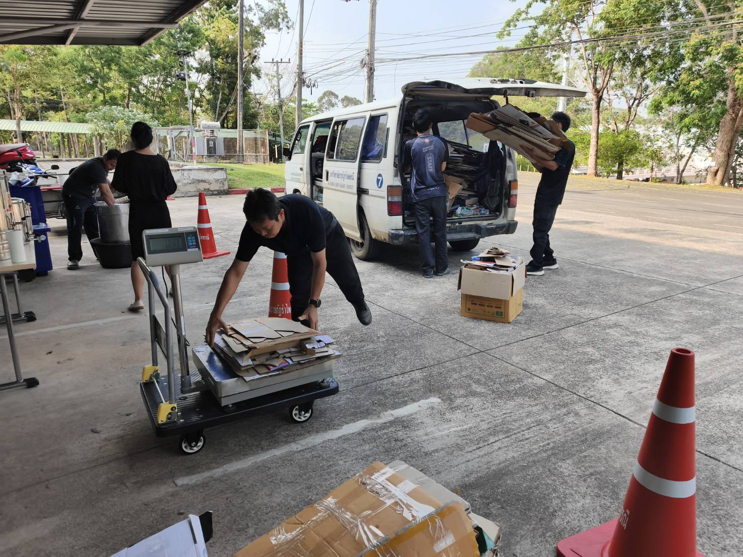 สนอ. รุกโมเดล Green Office เปิดธนาคารขยะ มีนาคม 2569