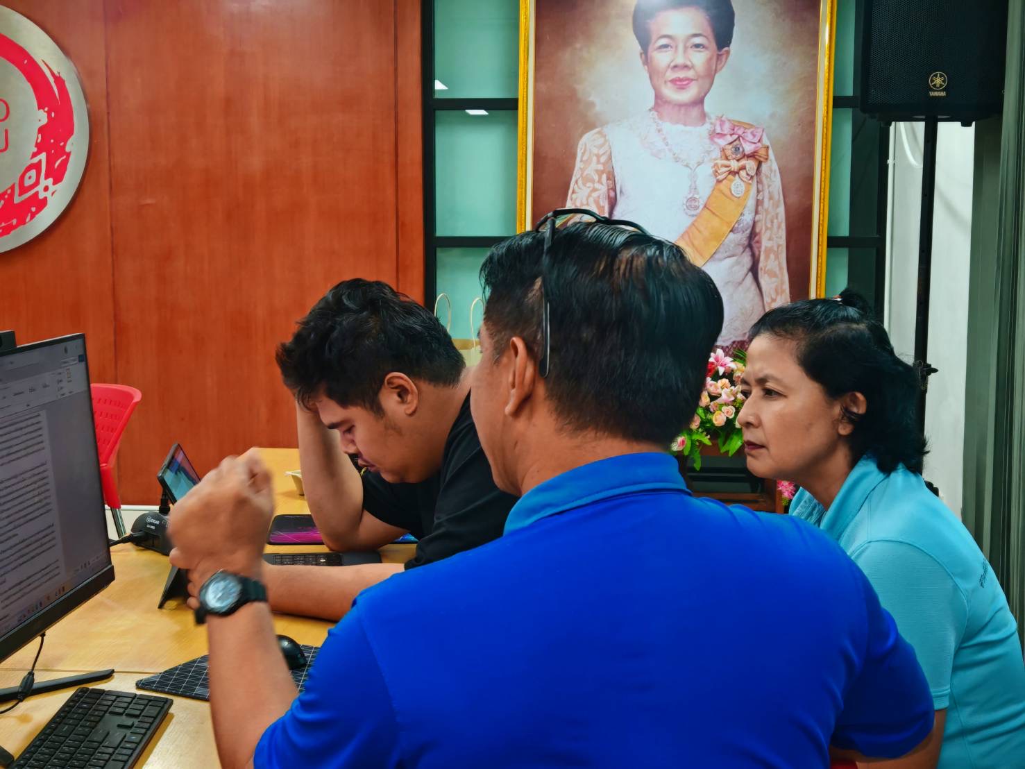 ติววิจัยเข้มข้น จับมือเขียนรายงานวิจัย
หลักสูตรรัฐศาสตรมหาบัณฑิต