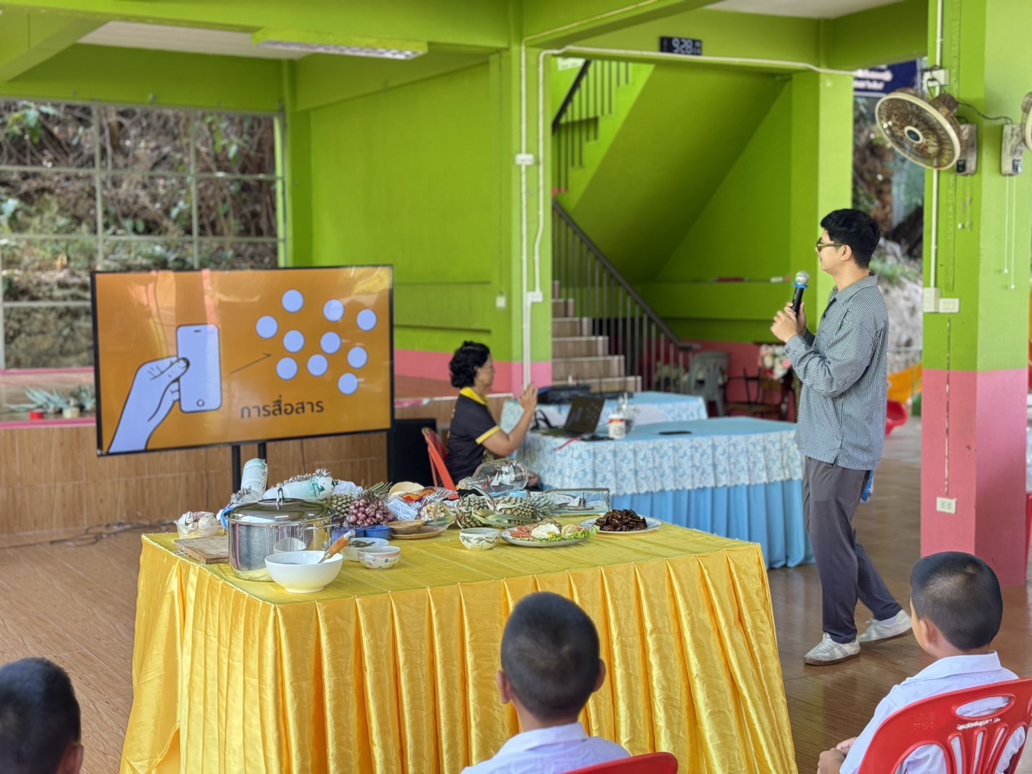 คณะมนุษย์ฯ ลงพื้นที่ ต.หาดเล็ก จ.ตราด เสริมแกร่งทักษะการตลาดผลิตภัณฑ์ชุมชนต่อเนื่องปีที่ 3