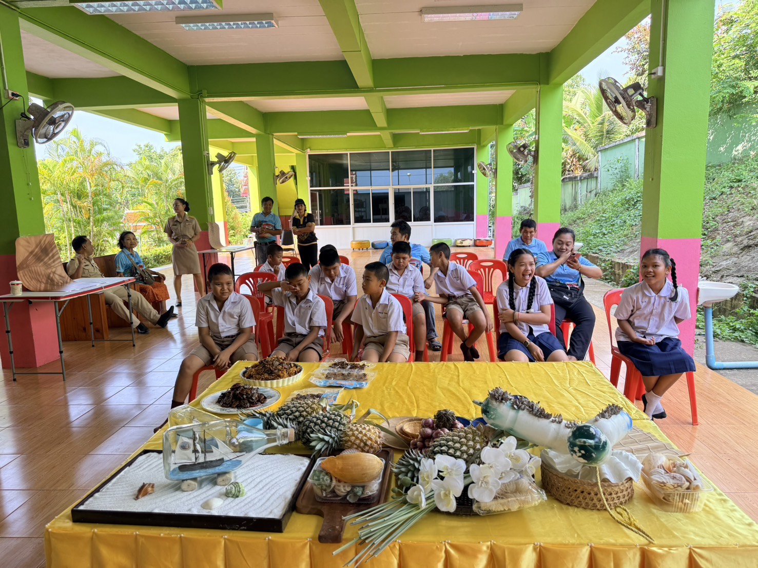 คณะมนุษย์ฯ ลงพื้นที่ ต.หาดเล็ก จ.ตราด เสริมแกร่งทักษะการตลาดผลิตภัณฑ์ชุมชนต่อเนื่องปีที่ 3