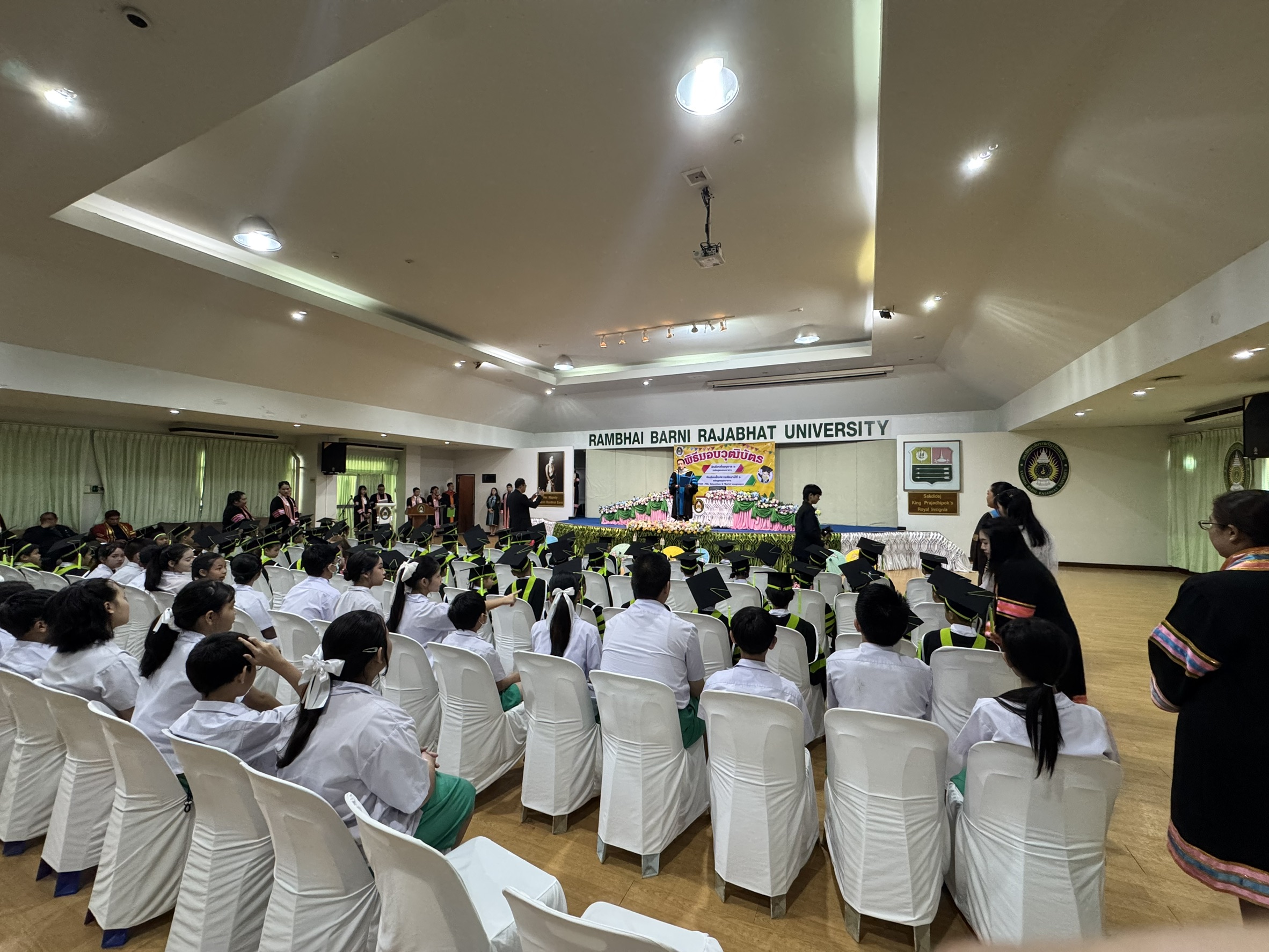 สาธิต มรภ.รำไพพรรณี มอบวุฒิบัตรบัณฑิตน้อย มุ่งสร้างรากฐานเยาวชนคุณภาพสู่สังคม