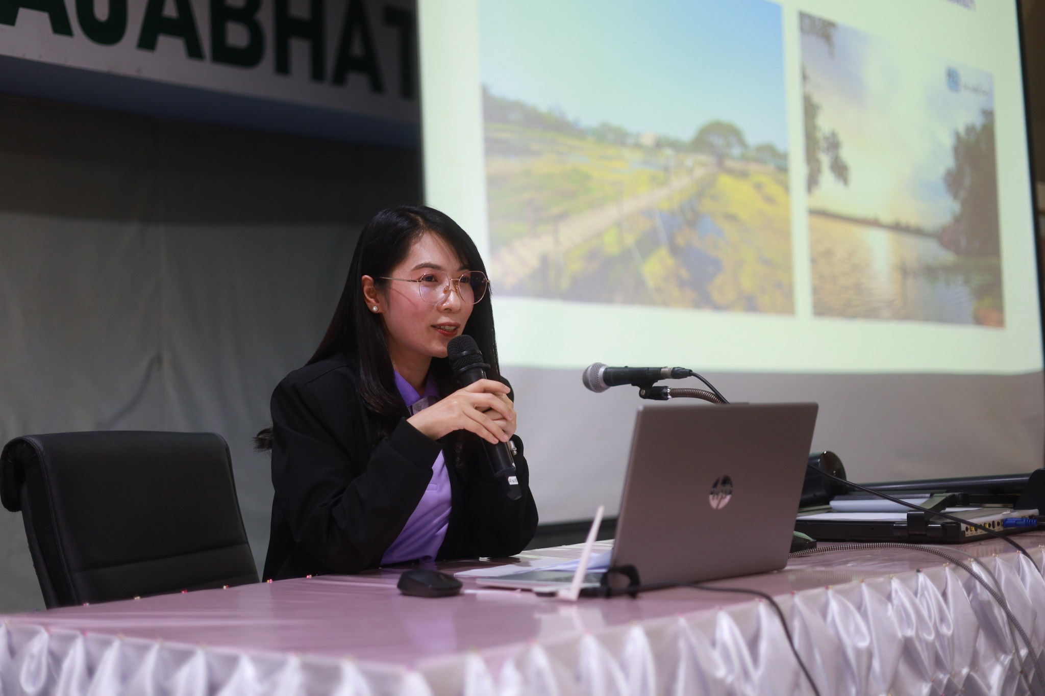 ศูนย์ประสานงาน อพ.สธ.-มหาวิทยาลัยราชภัฏรำไพพรรณี (อพ.สธ.-มร.รพ.) จัดโครงการอบรมปฏิบัติการ หลักสูตร การสำรวจและจัดทำฐานทรัพยากรท้องถิ่น (9 ใบงาน) ครั้งที่ 1/2569 (วันที่1)