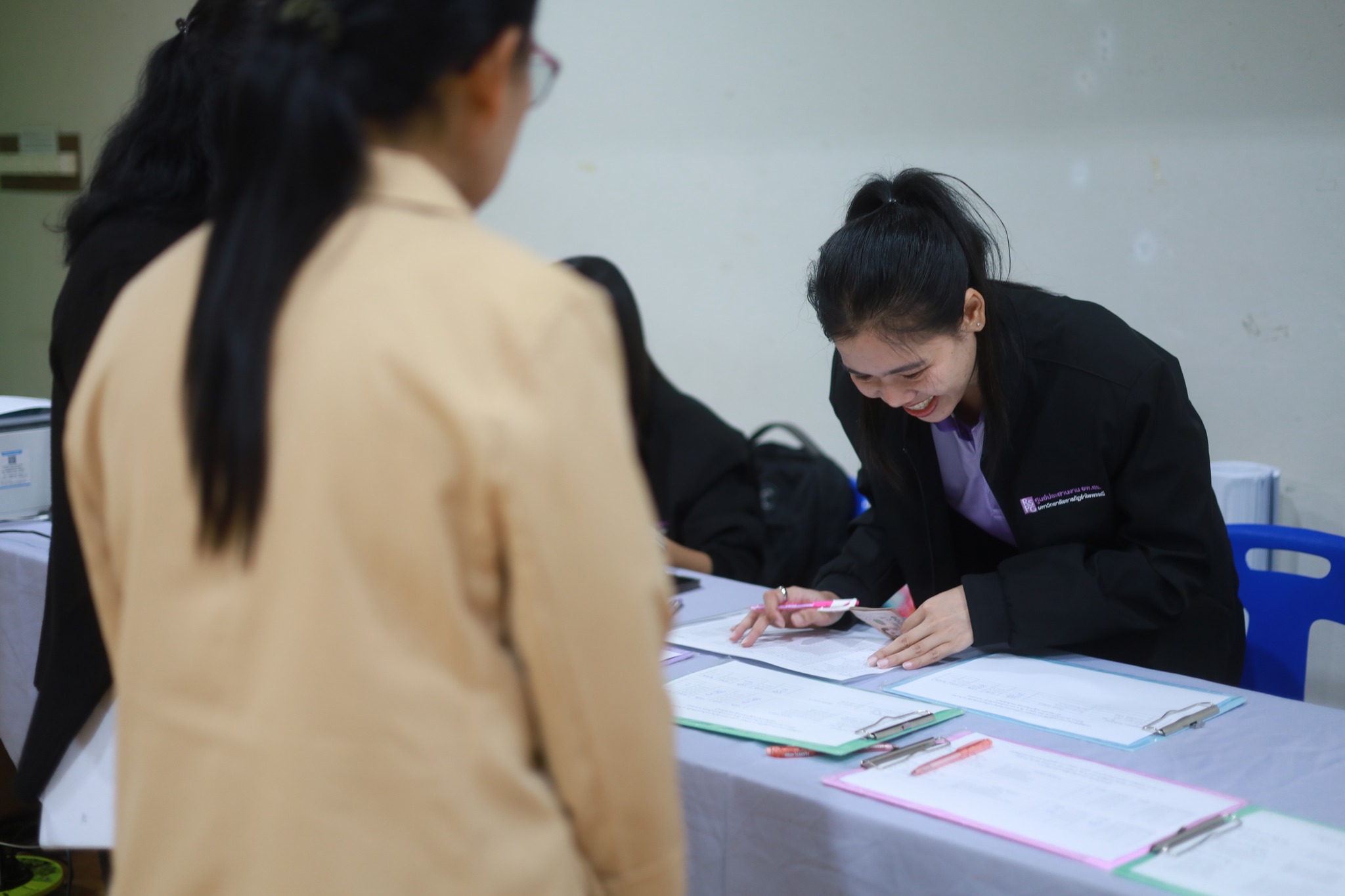 ศูนย์ประสานงาน อพ.สธ.-มหาวิทยาลัยราชภัฏรำไพพรรณี (อพ.สธ.-มร.รพ.) จัดโครงการอบรมปฏิบัติการ หลักสูตร การสำรวจและจัดทำฐานทรัพยากรท้องถิ่น (9 ใบงาน) ครั้งที่ 1/2569 (วันที่1)