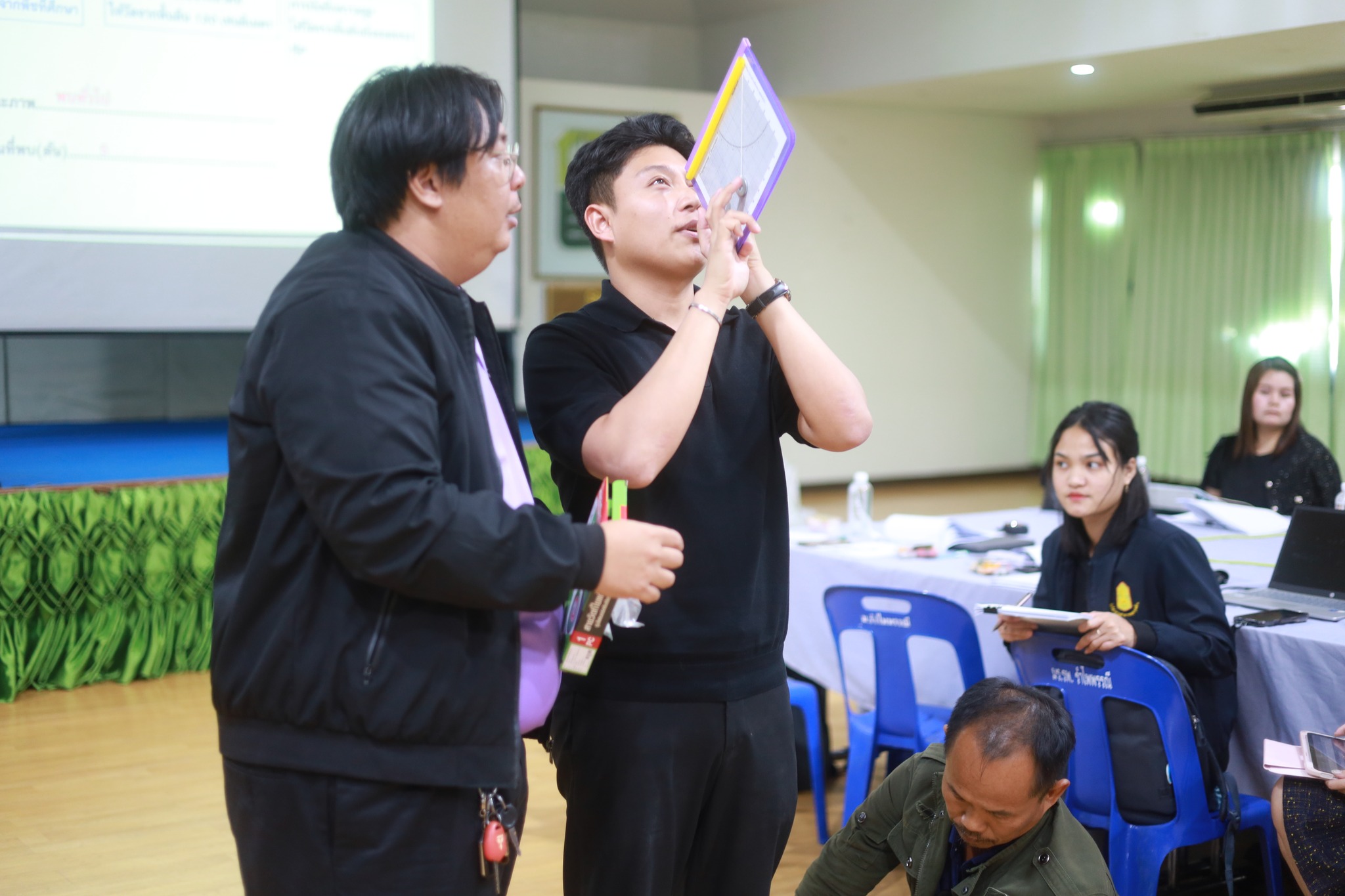 ศูนย์ประสานงาน อพ.สธ.-มหาวิทยาลัยราชภัฏรำไพพรรณี (อพ.สธ.-มร.รพ.) จัดโครงการอบรมปฏิบัติการ หลักสูตร การสำรวจและจัดทำฐานทรัพยากรท้องถิ่น (9 ใบงาน) ครั้งที่ 1/2569 (วันที่1)