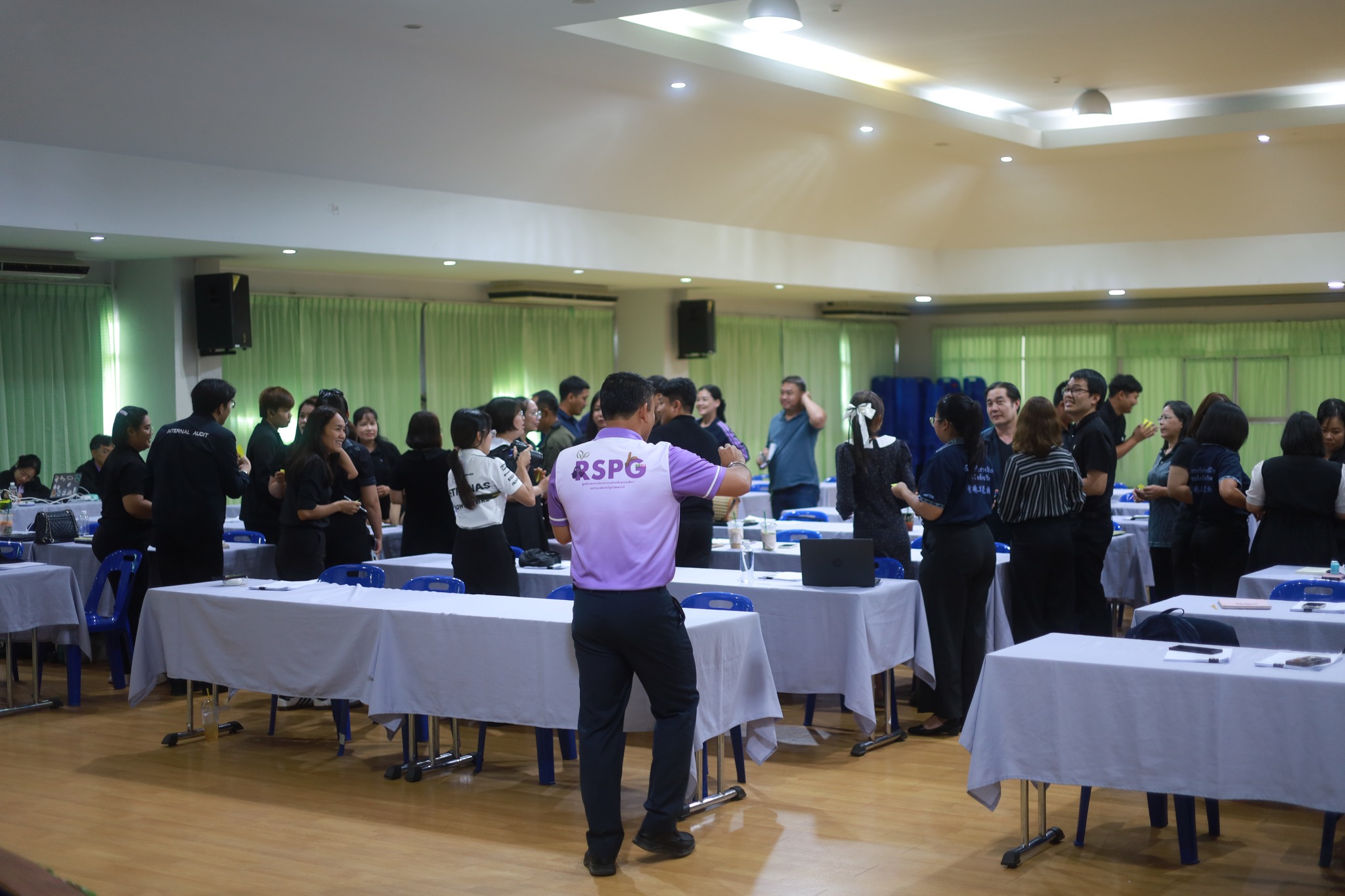 ศูนย์ประสานงาน อพ.สธ.-มหาวิทยาลัยราชภัฏรำไพพรรณี (อพ.สธ.-มร.รพ.) จัดโครงการอบรมปฏิบัติการ หลักสูตร การสำรวจและจัดทำฐานทรัพยากรท้องถิ่น (9 ใบงาน) ครั้งที่ 1/2569 (วันที่1)