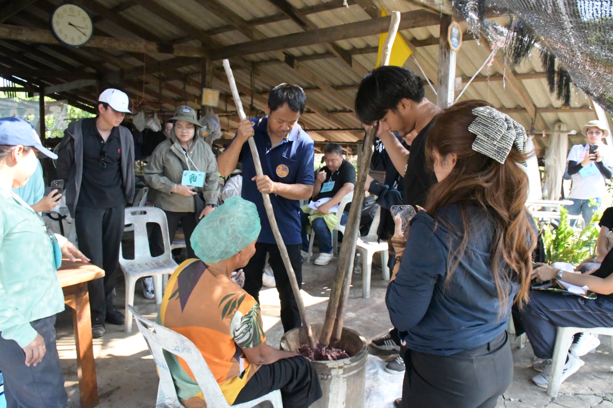 ศูนย์ประสานงาน อพ.สธ. -มหาวิทยาลัยราชภัฏรำไพพรรณี (อพ.สธ.-มร.รพ.) 
จัดโครงการอบรมปฏิบัติการ หลักสูตร การสำรวจและจัดทำฐานทรัพยากรท้องถิ่น (9 ใบงาน) ครั้งที่ 1/2569 (วันที่2)