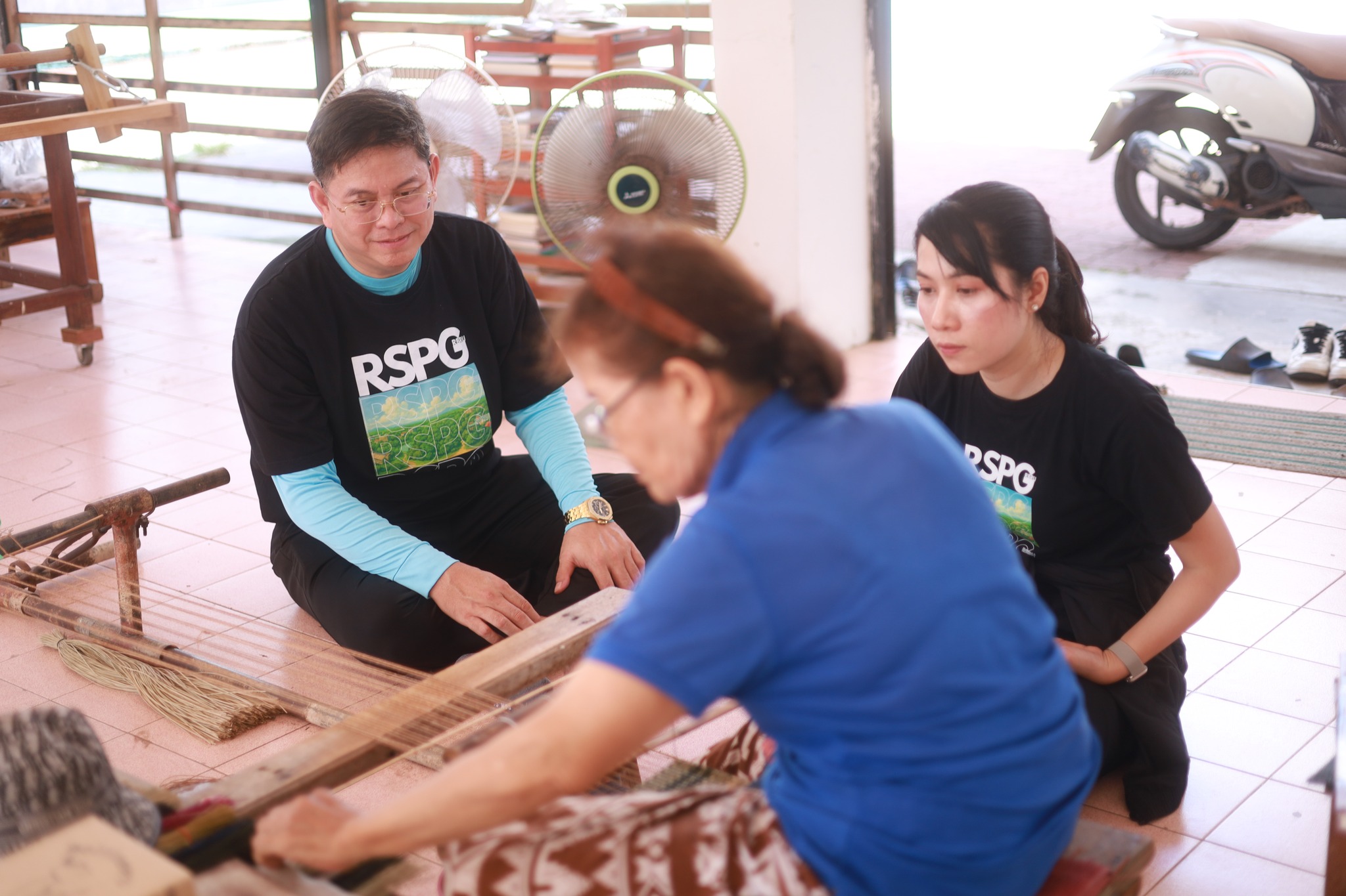 ศูนย์ประสานงาน อพ.สธ. -มหาวิทยาลัยราชภัฏรำไพพรรณี (อพ.สธ.-มร.รพ.) 
จัดโครงการอบรมปฏิบัติการ หลักสูตร การสำรวจและจัดทำฐานทรัพยากรท้องถิ่น (9 ใบงาน) ครั้งที่ 1/2569 (วันที่2)