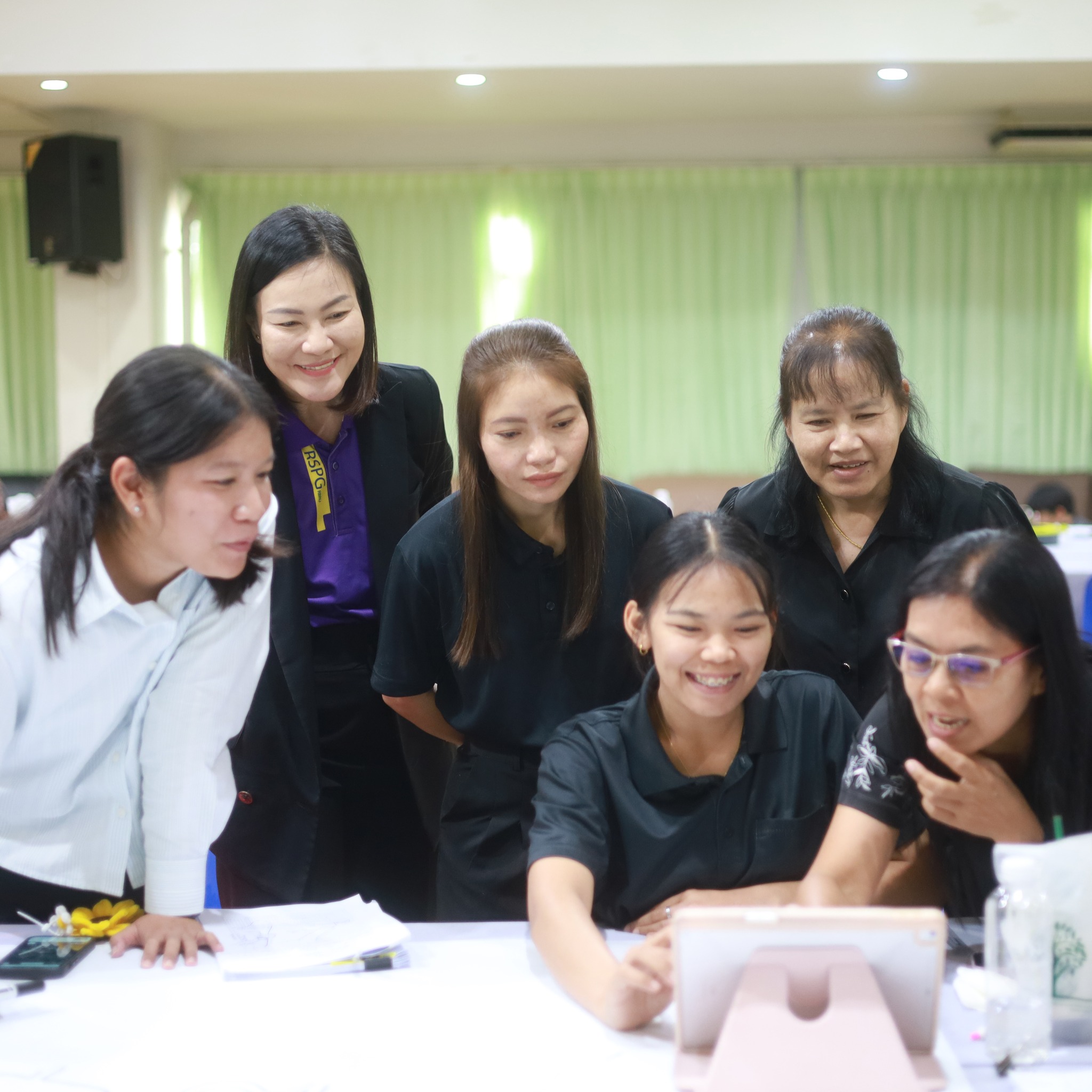 ศูนย์ประสานงาน อพ.สธ. - มหาวิทยาลัยราชภัฏรำไพพรรณี (อพ.สธ.-มร.รพ.) จัดโครงการอบรมปฏิบัติการ หลักสูตร การสำรวจและจัดทำฐานทรัพยากรท้องถิ่น (9 ใบงาน) ครั้งที่ 1/2569 (วันที่3)
