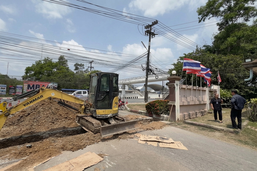 ปรับปรุงประตูทางเข้า ยกระดับทัศนียภาพมหาวิทยาลัย