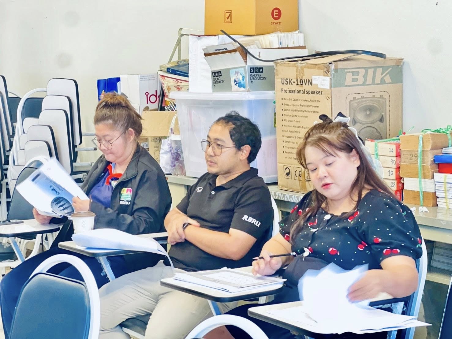คณะมนุษยศาสตร์และสังคมศาสตร์ มรภ.รำไพพรรณี ร่วมเป็นวิทยากรอบรมภาษาจีนเพื่อการสื่อสาร