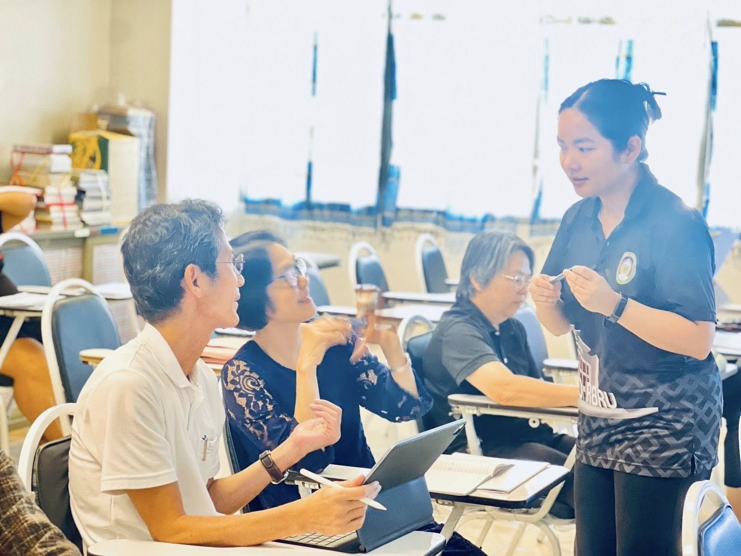 คณะมนุษยศาสตร์และสังคมศาสตร์ มรภ.รำไพพรรณี ร่วมเป็นวิทยากรอบรมภาษาจีนเพื่อการสื่อสาร