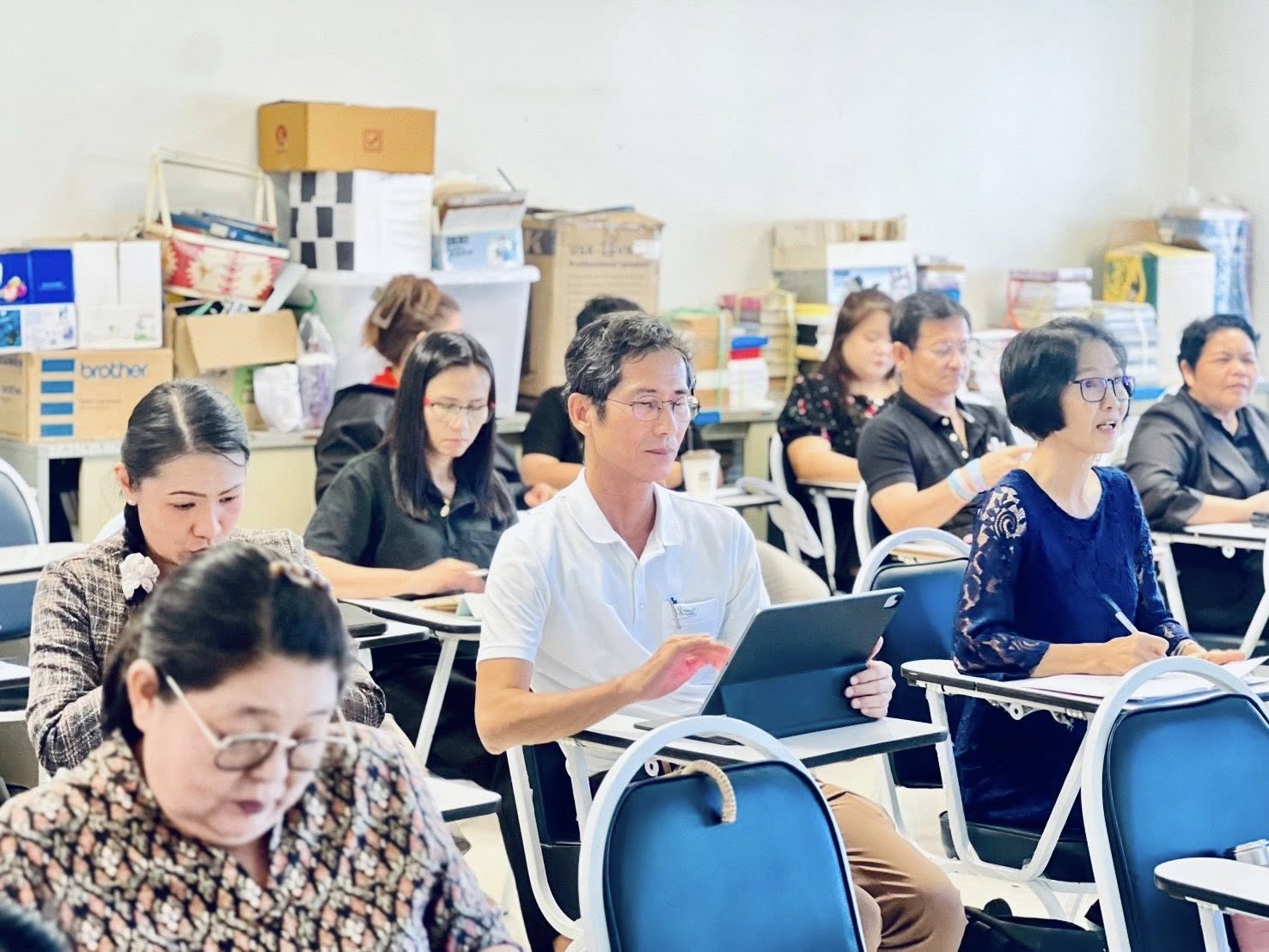 คณะมนุษยศาสตร์และสังคมศาสตร์ มรภ.รำไพพรรณี ร่วมเป็นวิทยากรอบรมภาษาจีนเพื่อการสื่อสาร
