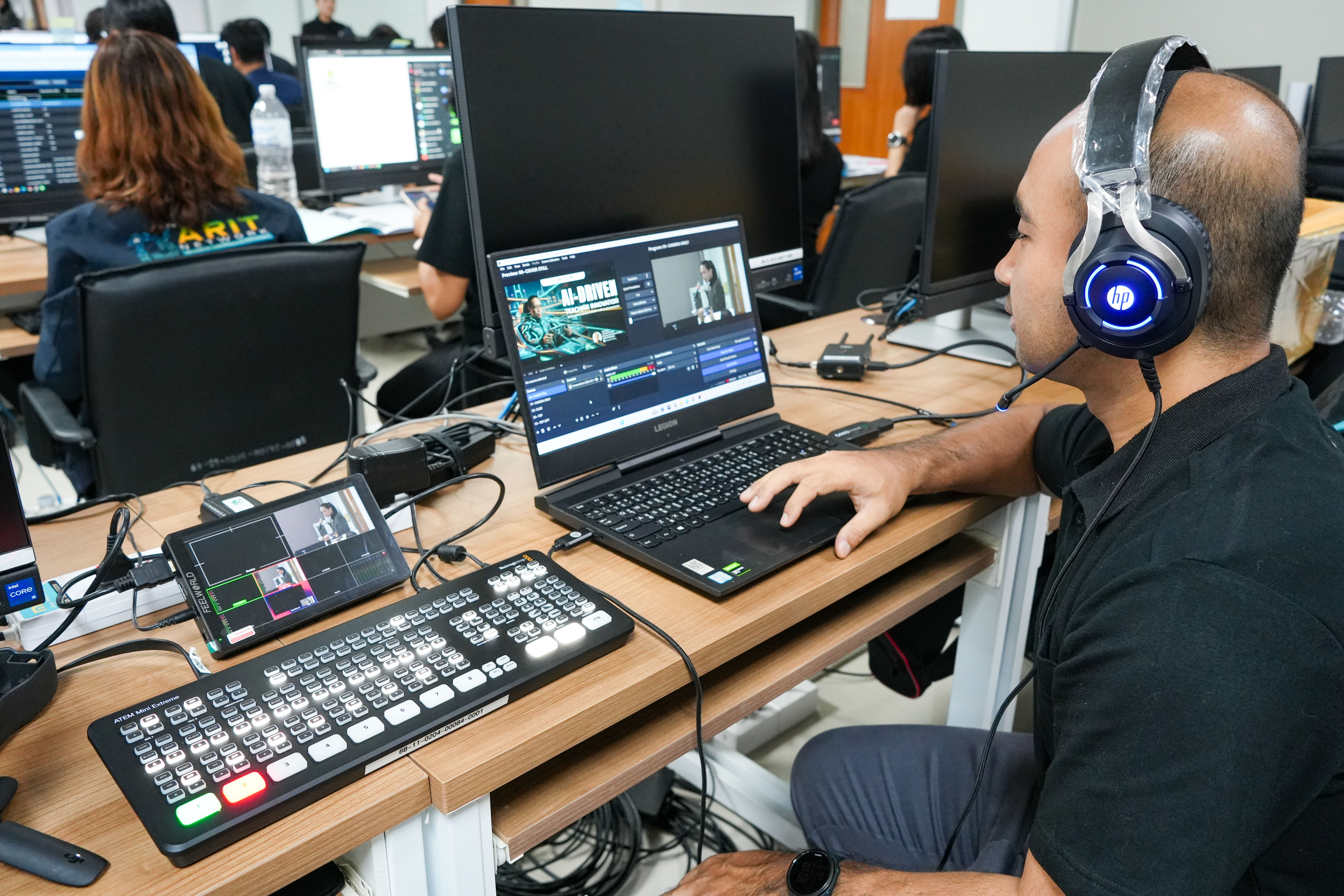 จัดอบรม "Vibe Coding" นำร่องเทรนด์ AI สร้างแอปฯ โดยไม่ต้องเขียนโค้ด ยกระดับการสอนยุคดิจิทัล