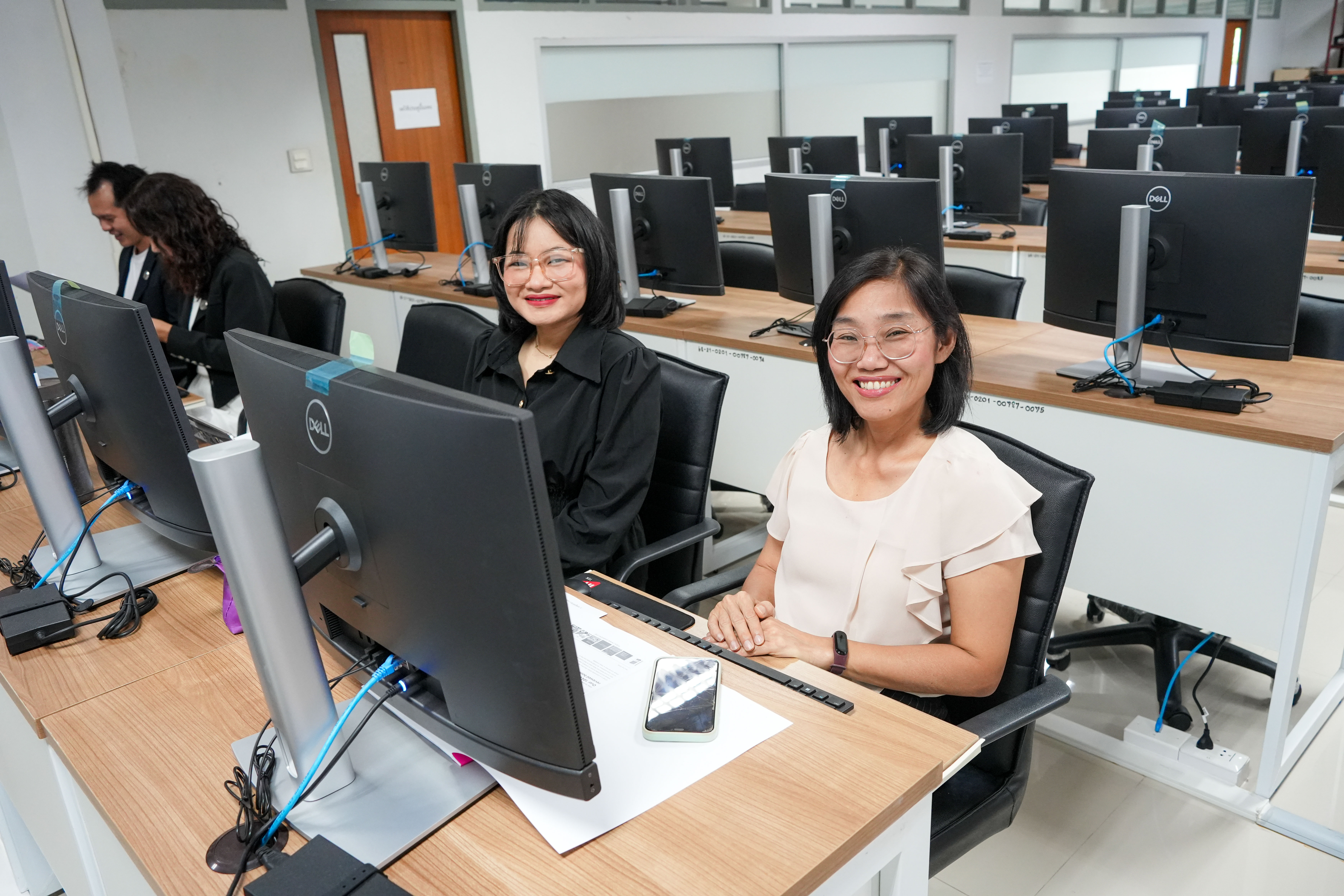 สำนักวิทยบริการฯ เสริมทักษะสายวิชาการจัดอบรมเทคนิคเขียนตำราและหนังสือ มุ่งสู่ตำแหน่งทางวิชาการ