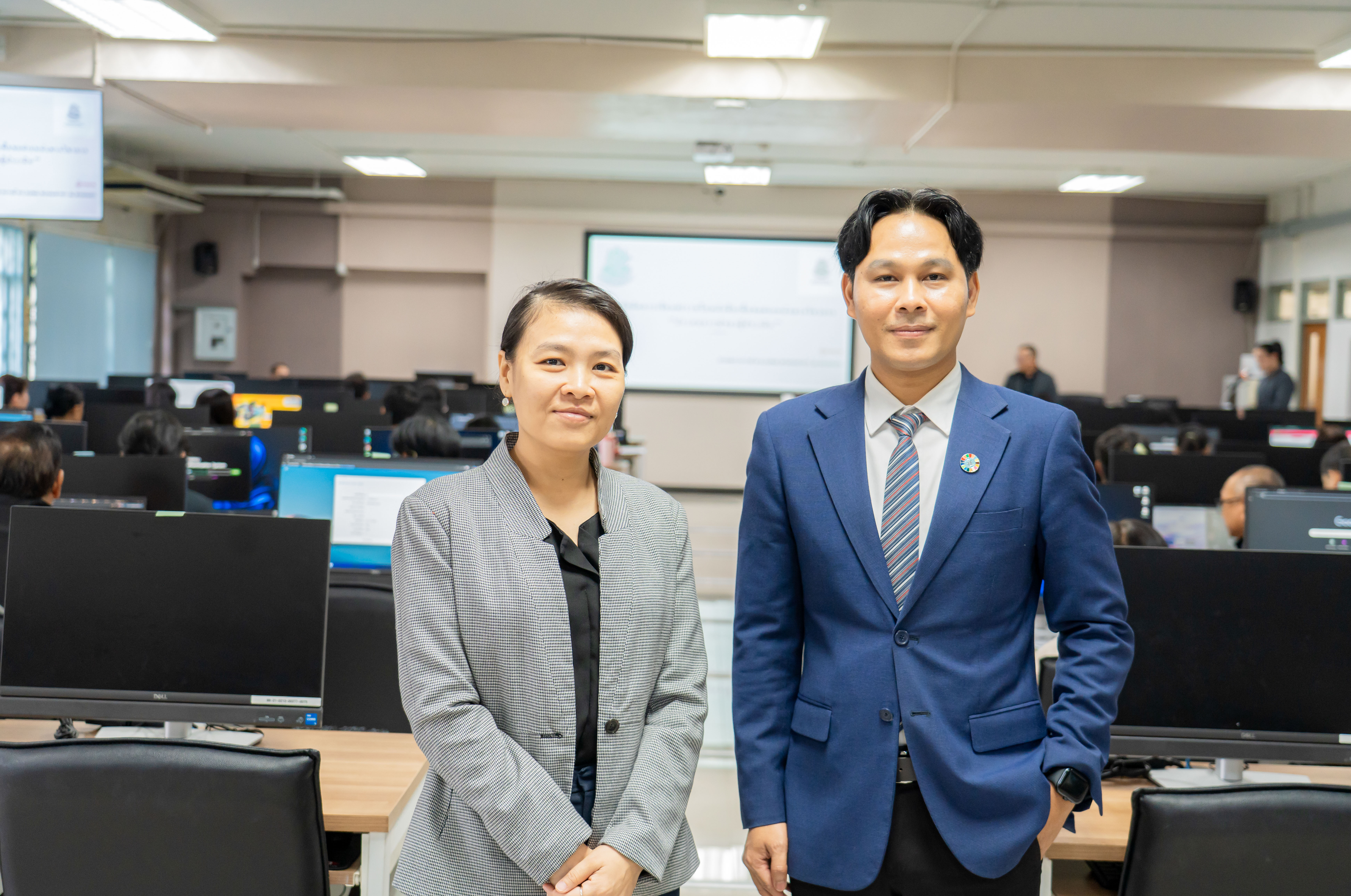 สำนักวิทยบริการฯ เสริมทักษะสายวิชาการจัดอบรมเทคนิคเขียนตำราและหนังสือ มุ่งสู่ตำแหน่งทางวิชาการ