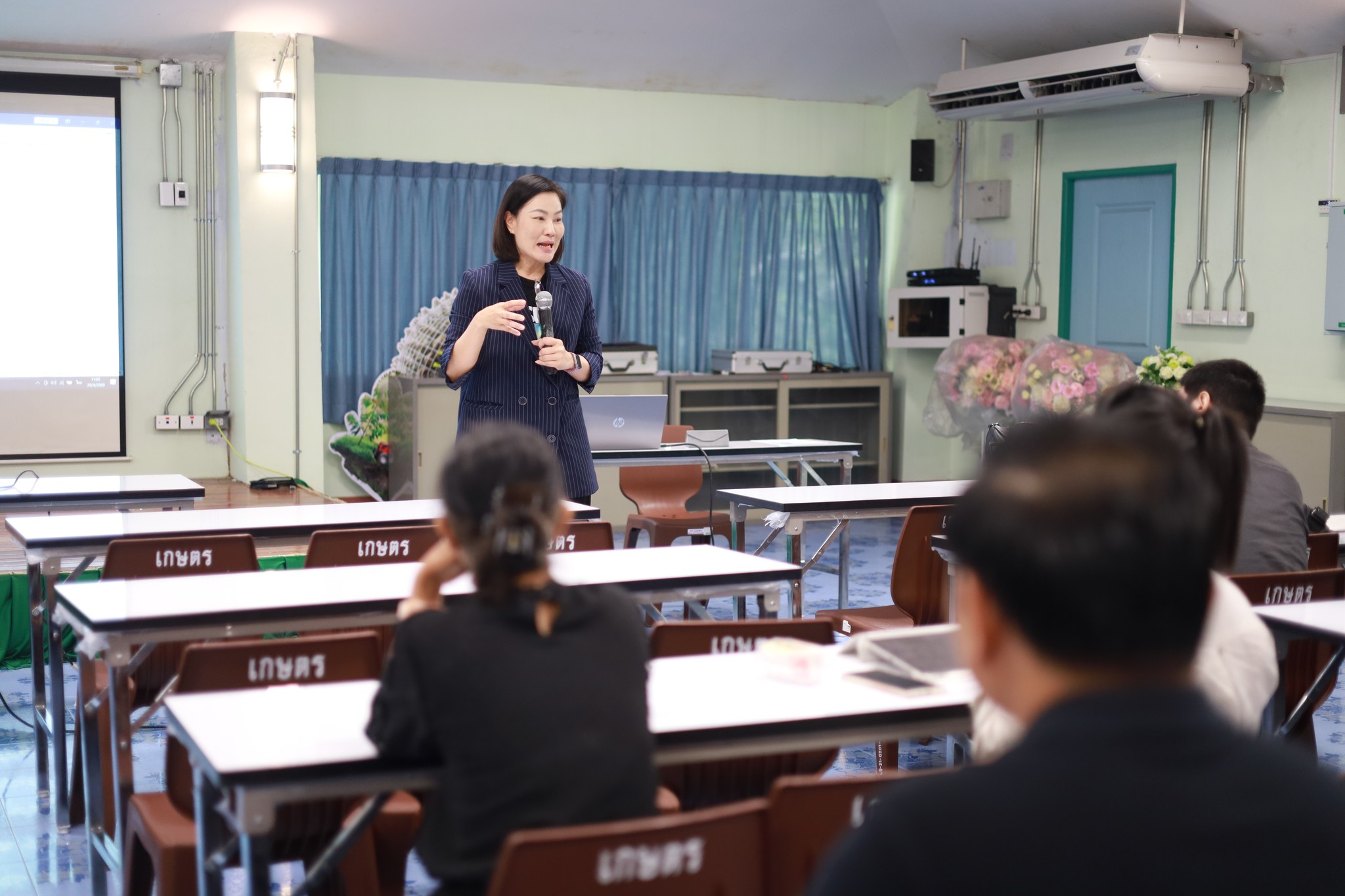 มรภ.รำไพพรรณี ติวเข้มบุคลากร! จัด Workshop เขียนข้อเสนอโครงการ อพ.สธ. ปี 2571 ตามแผนแม่บทระยะ 5 ปีที่แปด