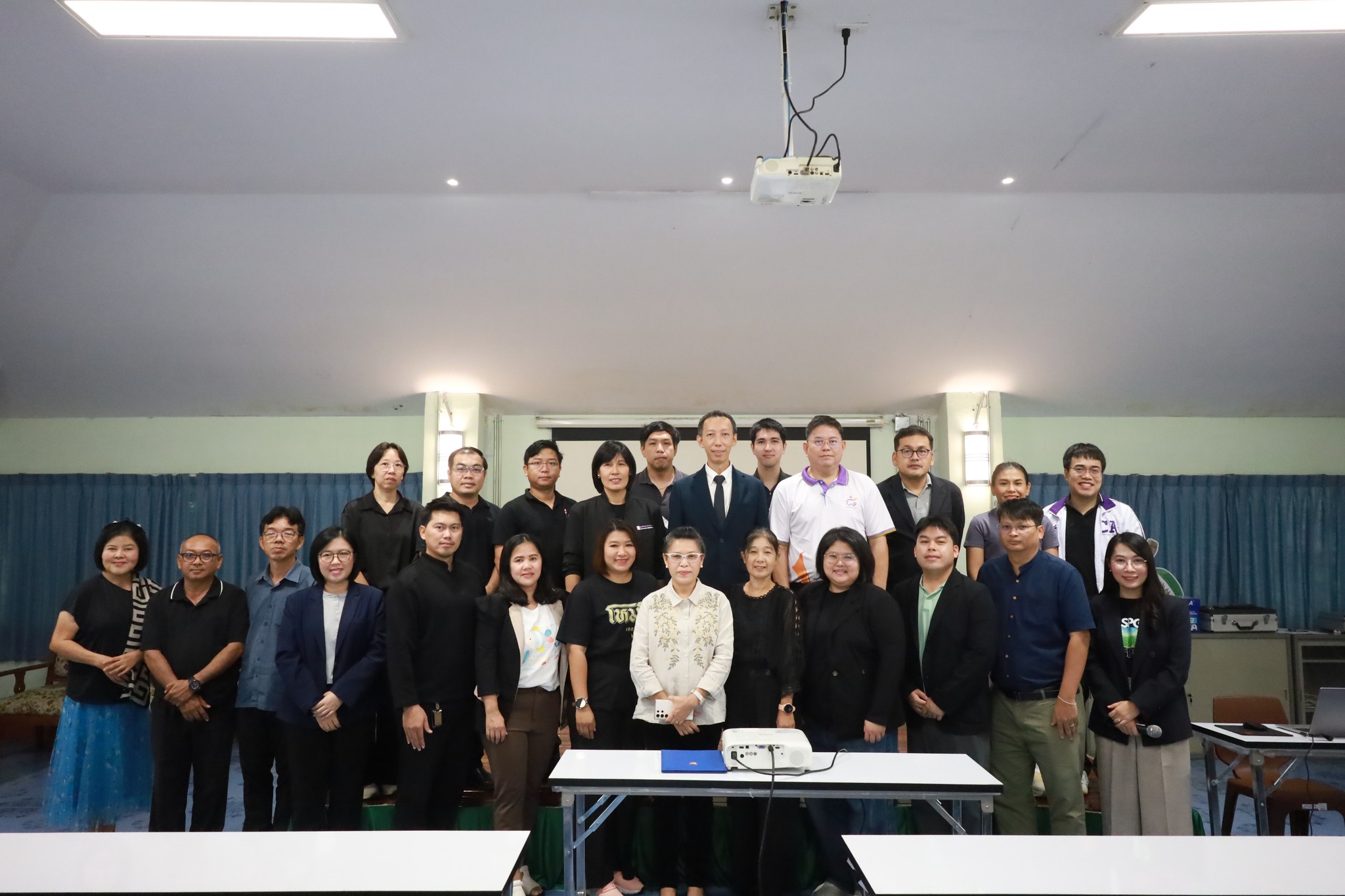 มรภ.รำไพพรรณี ติวเข้มบุคลากร! จัด Workshop เขียนข้อเสนอโครงการ อพ.สธ. ปี 2571 ตามแผนแม่บทระยะ 5 ปีที่แปด