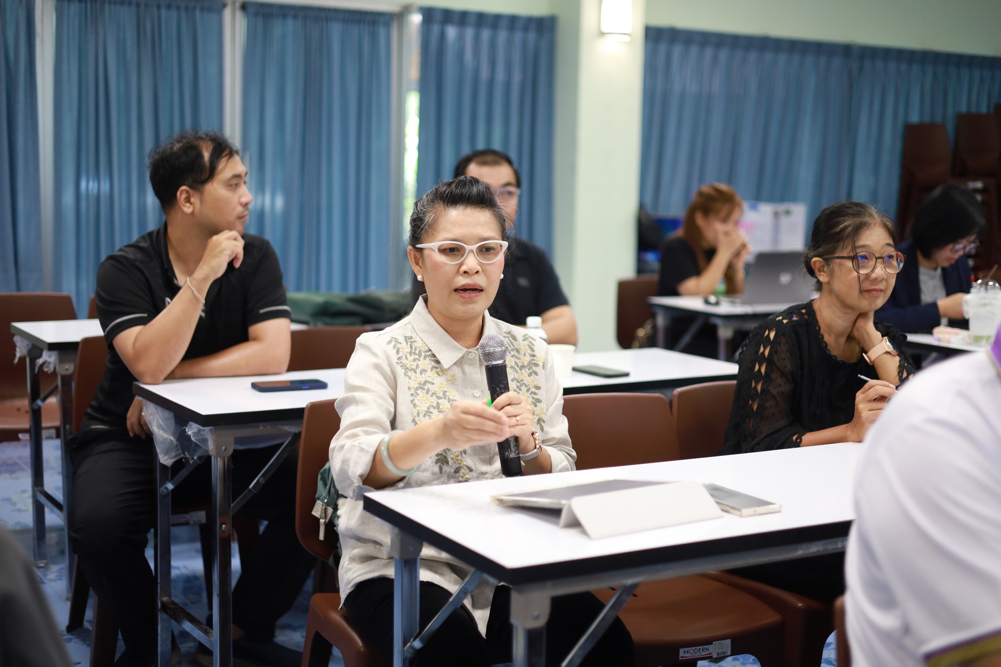 มรภ.รำไพพรรณี ติวเข้มบุคลากร! จัด Workshop เขียนข้อเสนอโครงการ อพ.สธ. ปี 2571 ตามแผนแม่บทระยะ 5 ปีที่แปด
