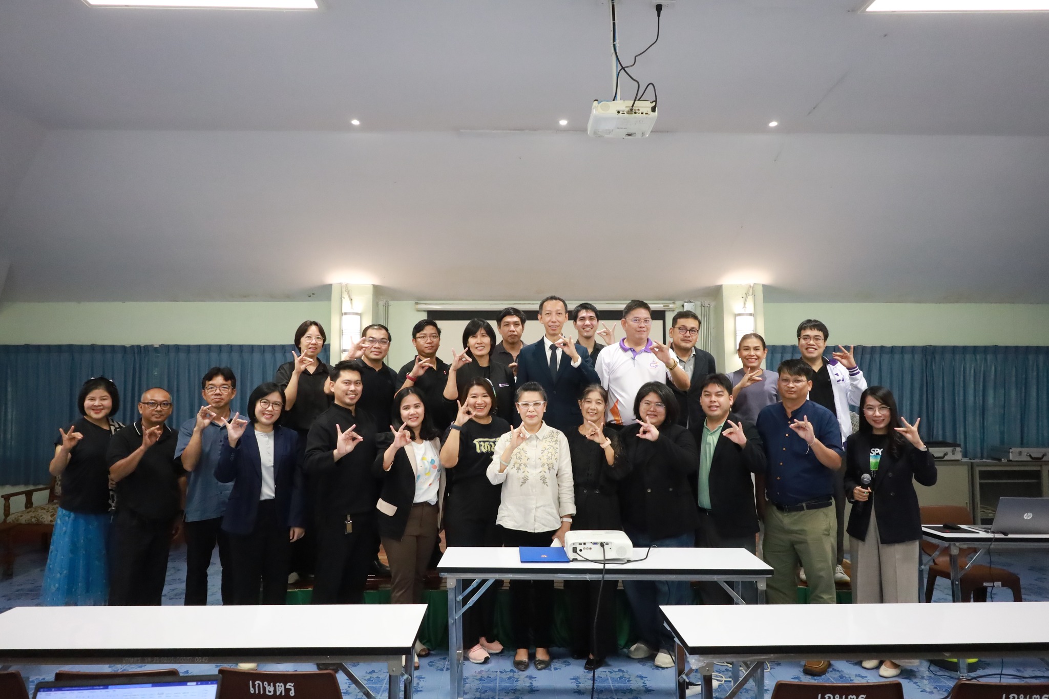 มรภ.รำไพพรรณี ติวเข้มบุคลากร! จัด Workshop เขียนข้อเสนอโครงการ อพ.สธ. ปี 2571 ตามแผนแม่บทระยะ 5 ปีที่แปด