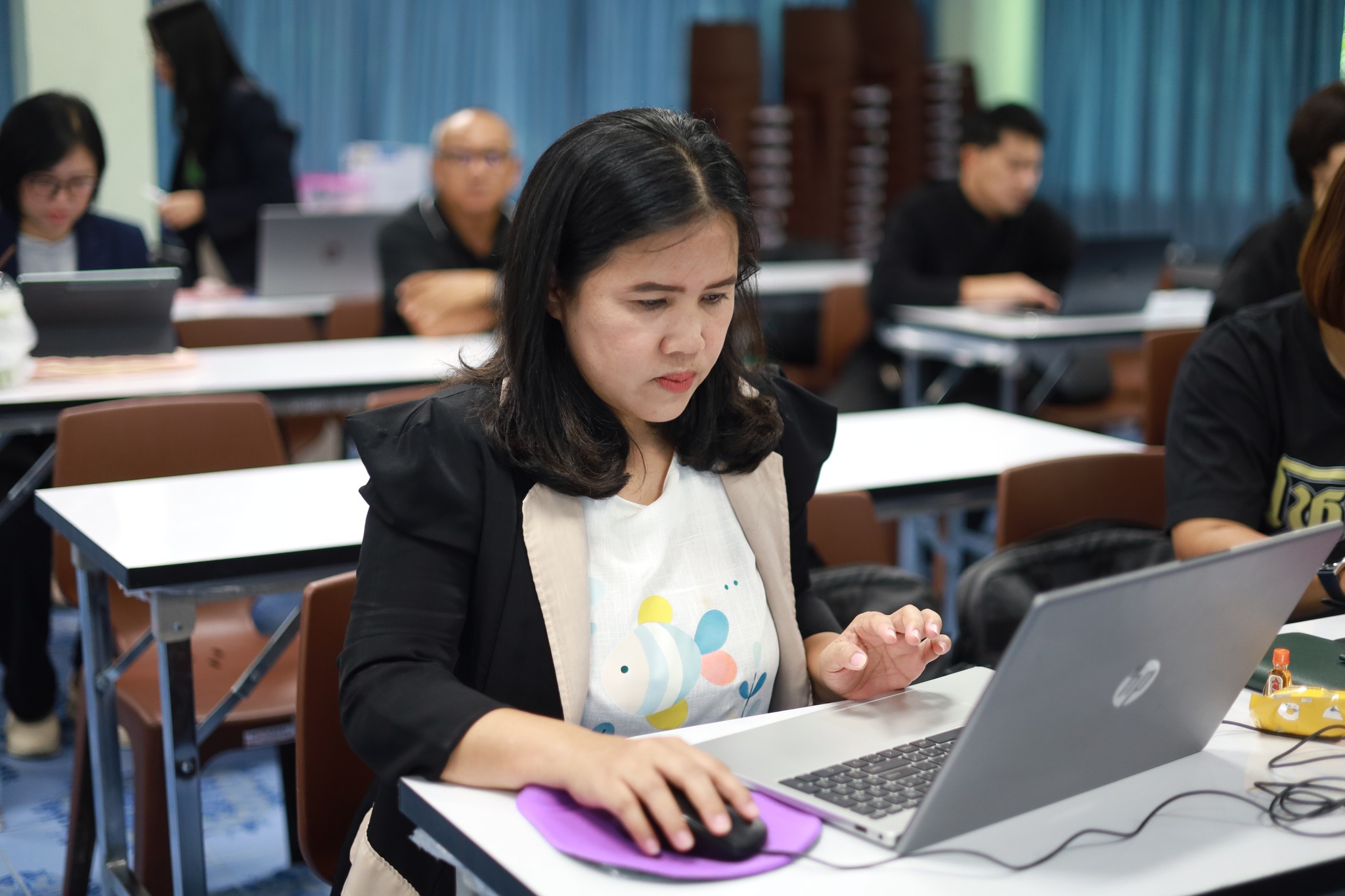 มรภ.รำไพพรรณี ติวเข้มบุคลากร! จัด Workshop เขียนข้อเสนอโครงการ อพ.สธ. ปี 2571 ตามแผนแม่บทระยะ 5 ปีที่แปด